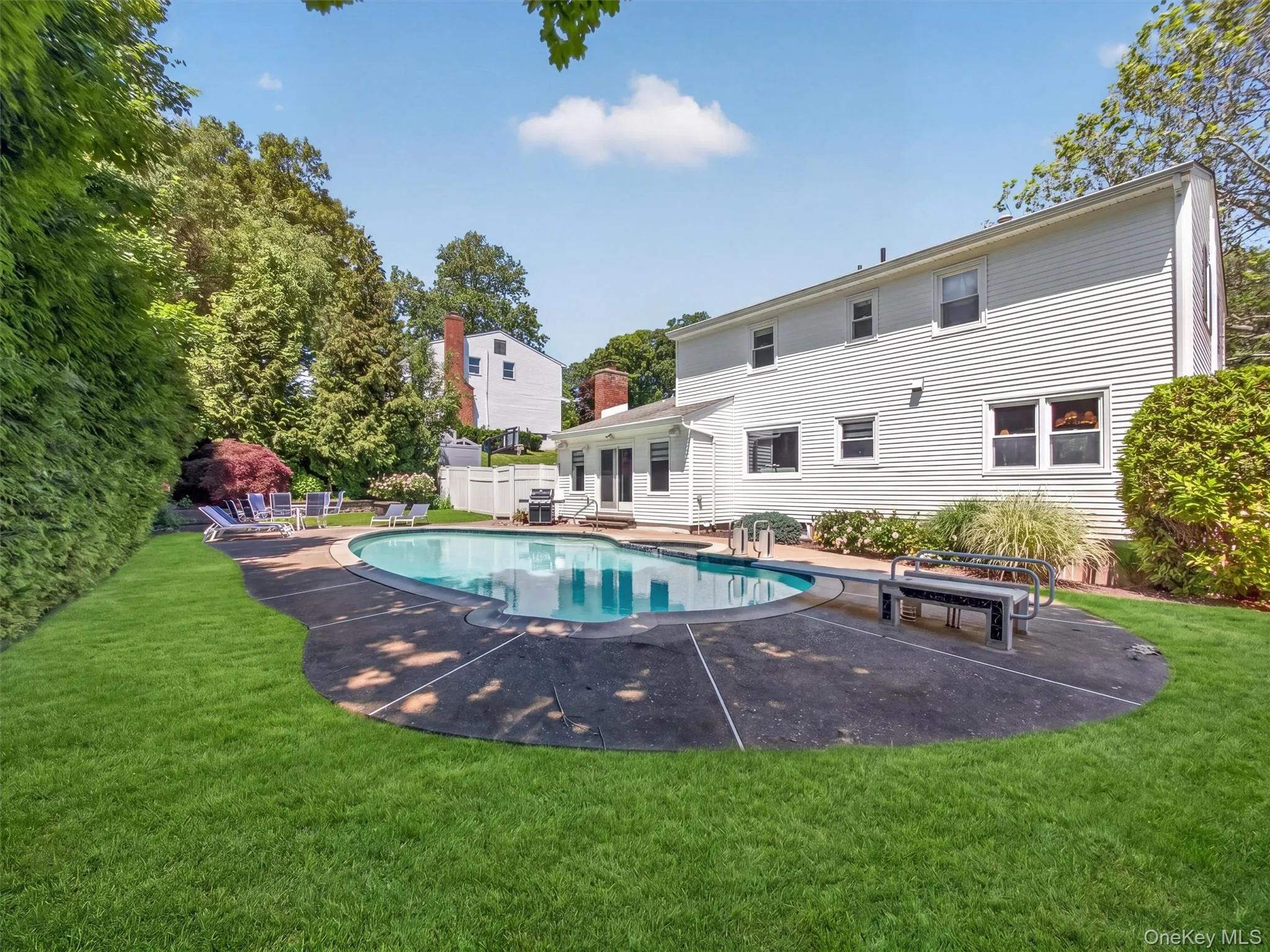 27 Concord Drive, Clarkstown, NY, 4 Bedrooms Bedrooms, 13 Rooms Rooms,2 BathroomsBathrooms,Residential,For Rent,Concord,0,1007646 27 Concord Drive, Clarkstown, NY, 4 Bedrooms Bedrooms, 13 Rooms Rooms,2 BathroomsBathrooms,Residential,For Rent,Concord,0,1007646