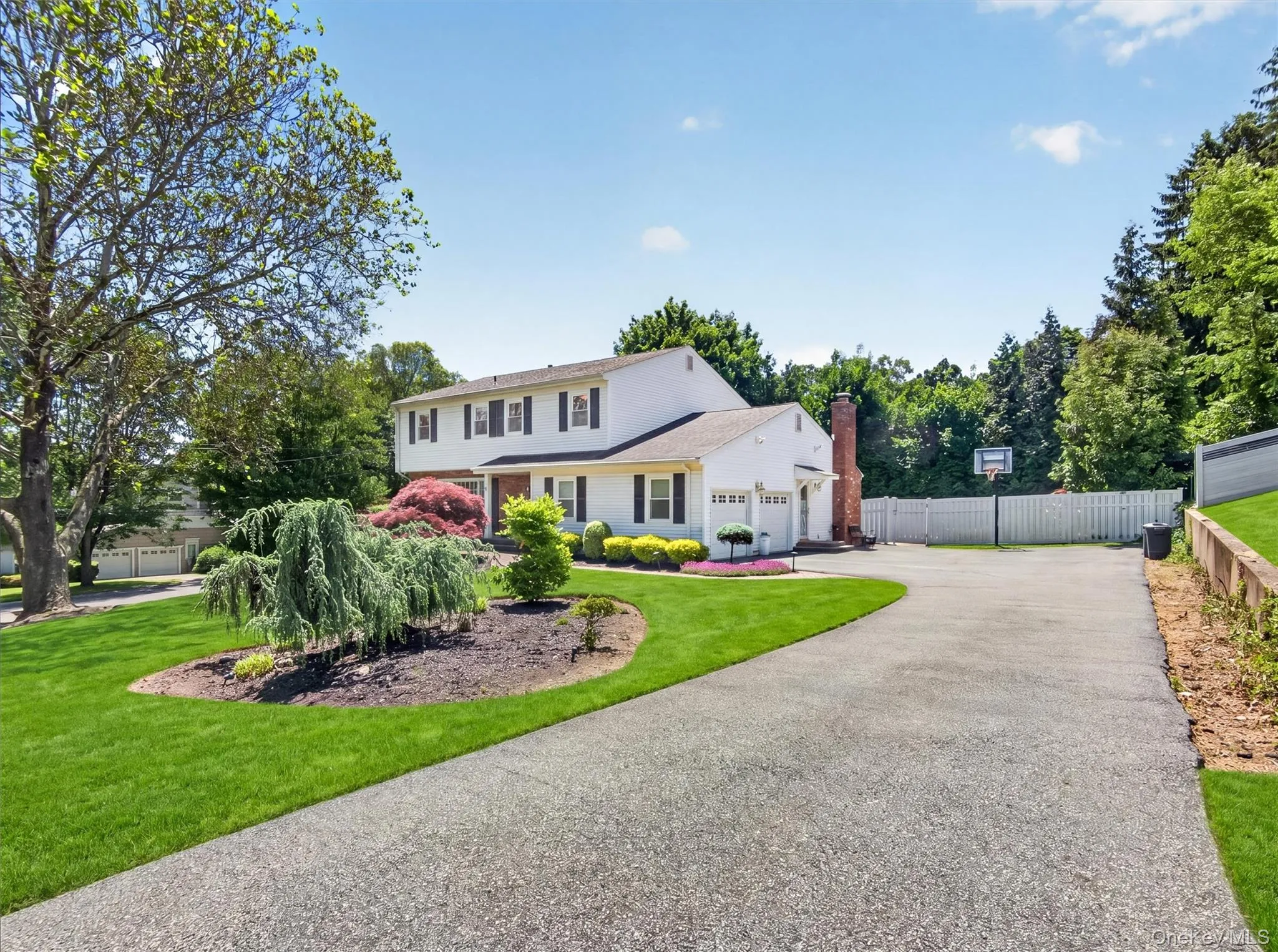 27 Concord Drive, Clarkstown, NY, 4 Bedrooms Bedrooms, 13 Rooms Rooms,2 BathroomsBathrooms,Residential,For Rent,Concord,0,1007646 27 Concord Drive, Clarkstown, NY, 4 Bedrooms Bedrooms, 13 Rooms Rooms,2 BathroomsBathrooms,Residential,For Rent,Concord,0,1007646