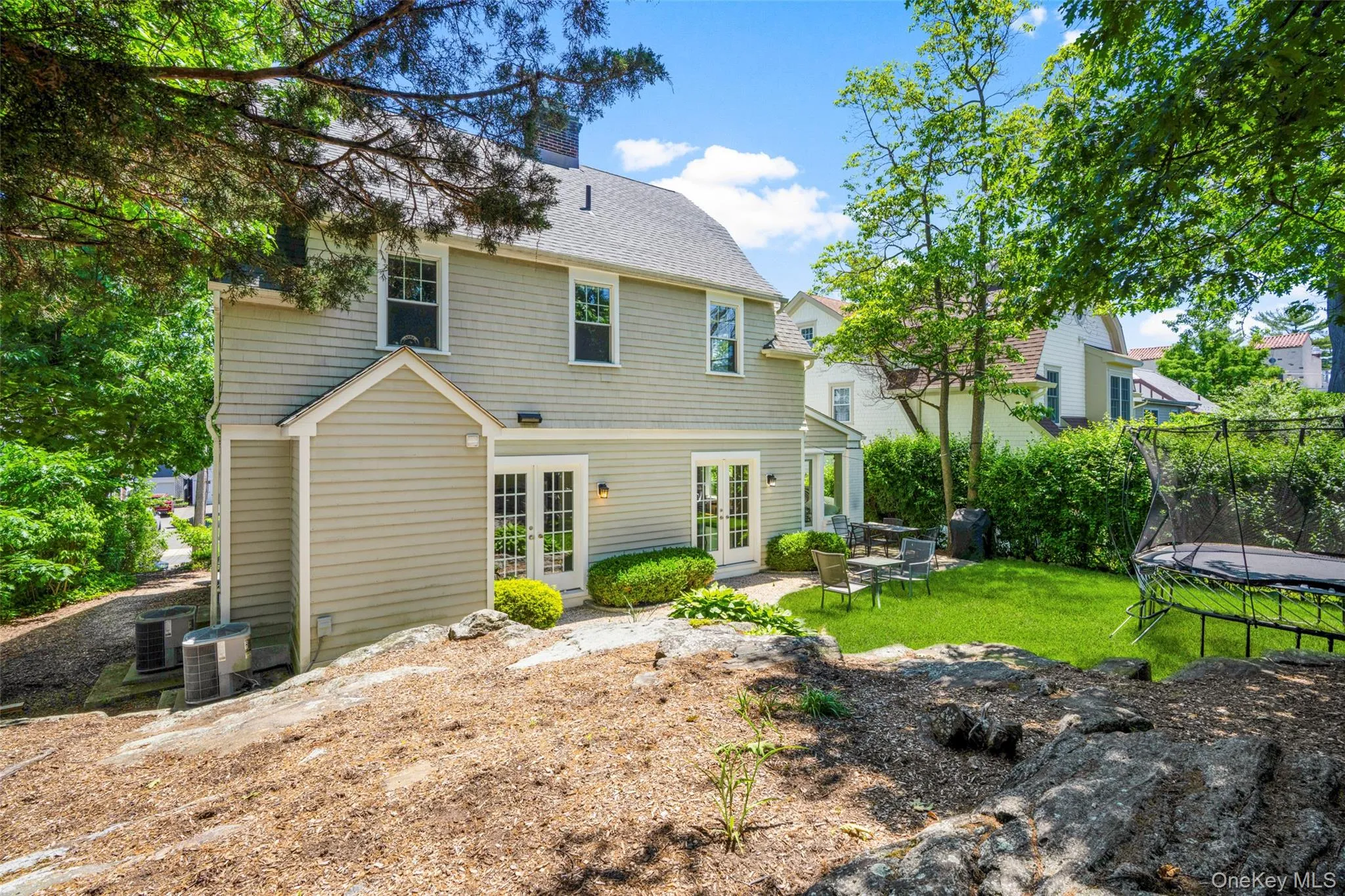 22 Vanderburgh Avenue, Mamaroneck, NY, 4 Bedrooms Bedrooms, 8 Rooms Rooms,3 BathroomsBathrooms,Residential Lease,For Rent,Vanderburgh,0,1007649 22 Vanderburgh Avenue, Mamaroneck, NY, 4 Bedrooms Bedrooms, 8 Rooms Rooms,3 BathroomsBathrooms,Residential Lease,For Rent,Vanderburgh,0,1007649