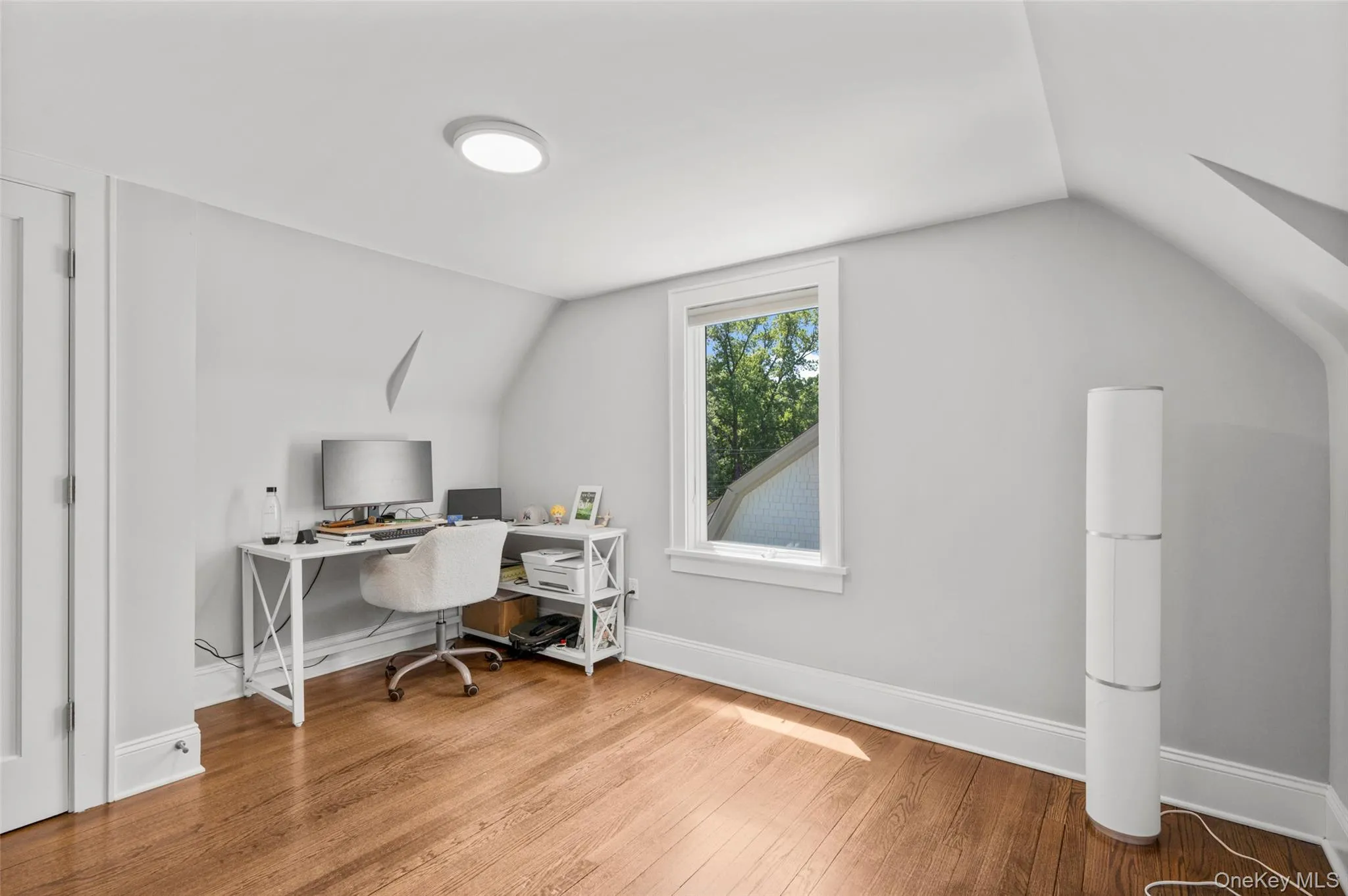 22 Vanderburgh Avenue, Mamaroneck, NY, 4 Bedrooms Bedrooms, 8 Rooms Rooms,3 BathroomsBathrooms,Residential Lease,For Rent,Vanderburgh,0,1007649 22 Vanderburgh Avenue, Mamaroneck, NY, 4 Bedrooms Bedrooms, 8 Rooms Rooms,3 BathroomsBathrooms,Residential Lease,For Rent,Vanderburgh,0,1007649