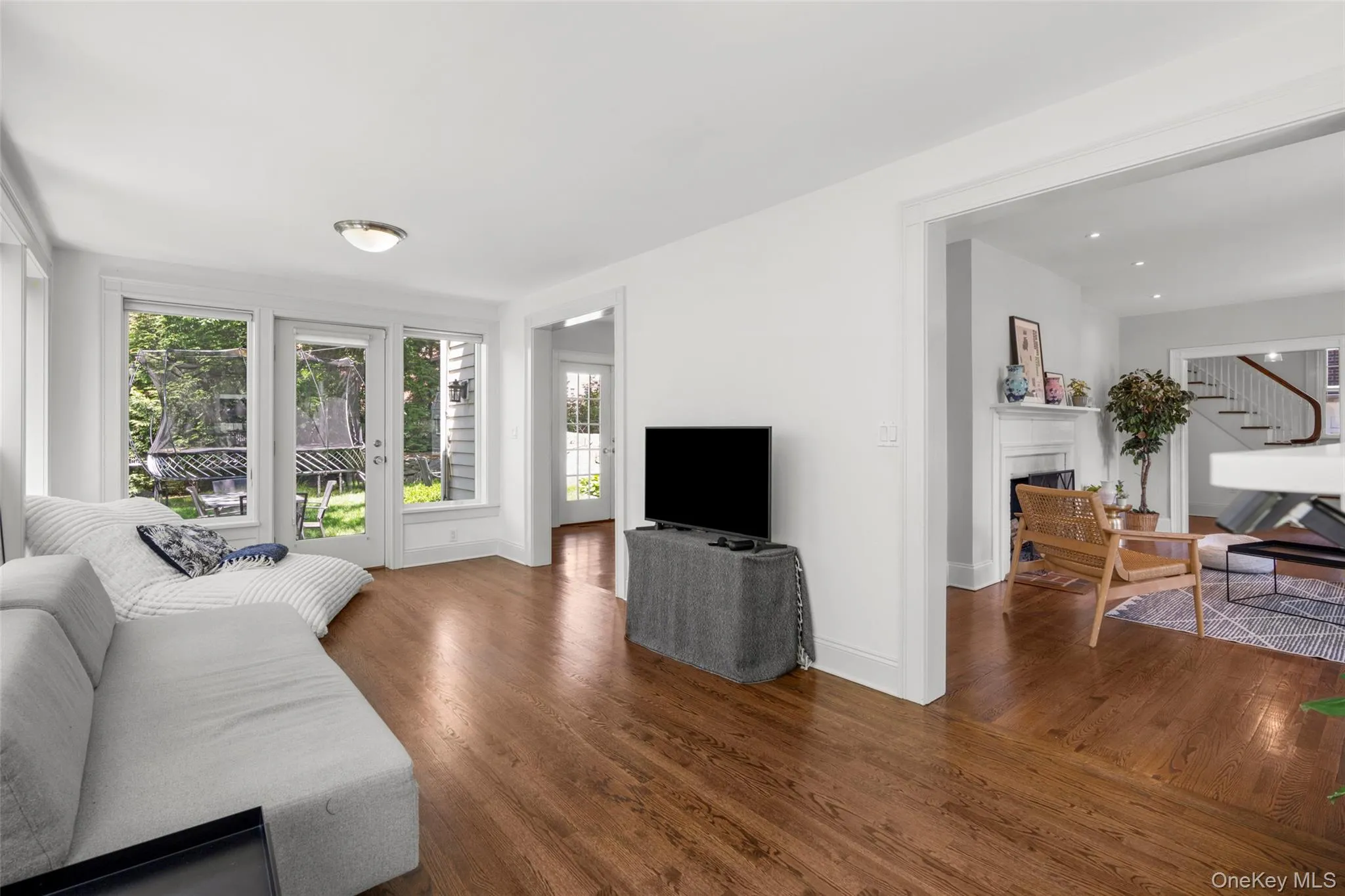 22 Vanderburgh Avenue, Mamaroneck, NY, 4 Bedrooms Bedrooms, 8 Rooms Rooms,3 BathroomsBathrooms,Residential Lease,For Rent,Vanderburgh,0,1007649 22 Vanderburgh Avenue, Mamaroneck, NY, 4 Bedrooms Bedrooms, 8 Rooms Rooms,3 BathroomsBathrooms,Residential Lease,For Rent,Vanderburgh,0,1007649