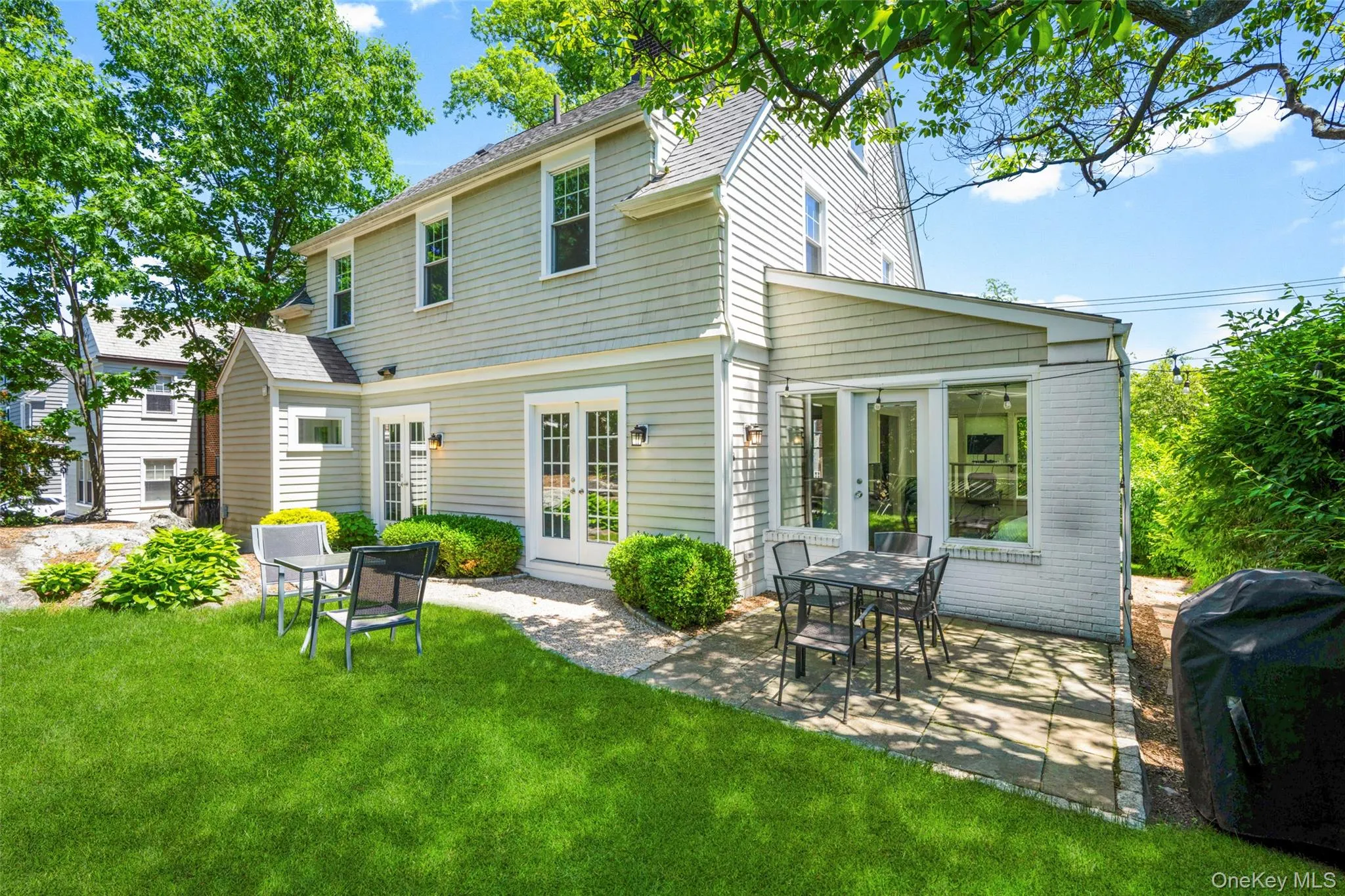 22 Vanderburgh Avenue, Mamaroneck, NY, 4 Bedrooms Bedrooms, 8 Rooms Rooms,3 BathroomsBathrooms,Residential Lease,For Rent,Vanderburgh,0,1007649 22 Vanderburgh Avenue, Mamaroneck, NY, 4 Bedrooms Bedrooms, 8 Rooms Rooms,3 BathroomsBathrooms,Residential Lease,For Rent,Vanderburgh,0,1007649