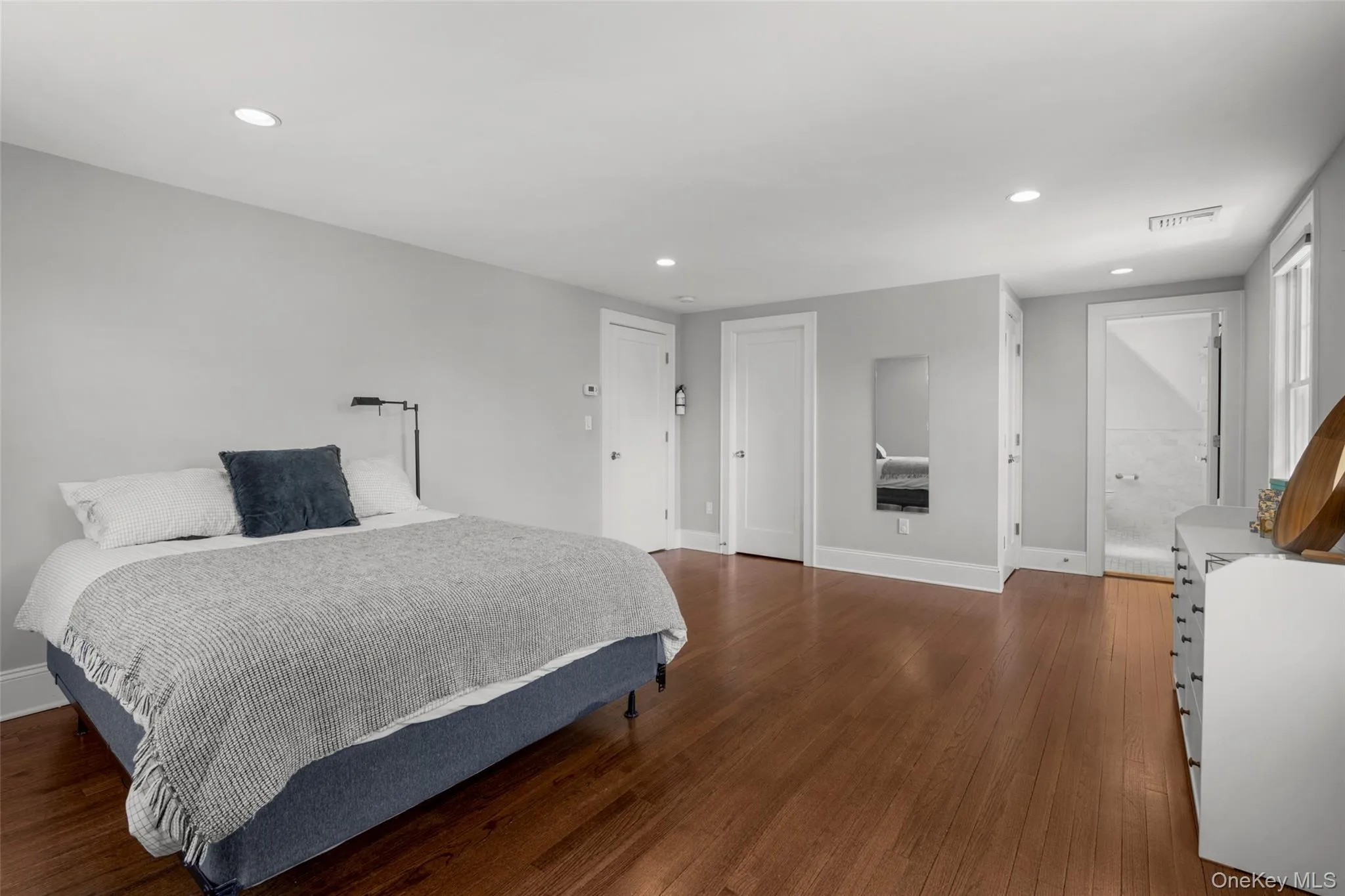 22 Vanderburgh Avenue, Mamaroneck, NY, 4 Bedrooms Bedrooms, 8 Rooms Rooms,3 BathroomsBathrooms,Residential Lease,For Rent,Vanderburgh,0,1007649 22 Vanderburgh Avenue, Mamaroneck, NY, 4 Bedrooms Bedrooms, 8 Rooms Rooms,3 BathroomsBathrooms,Residential Lease,For Rent,Vanderburgh,0,1007649