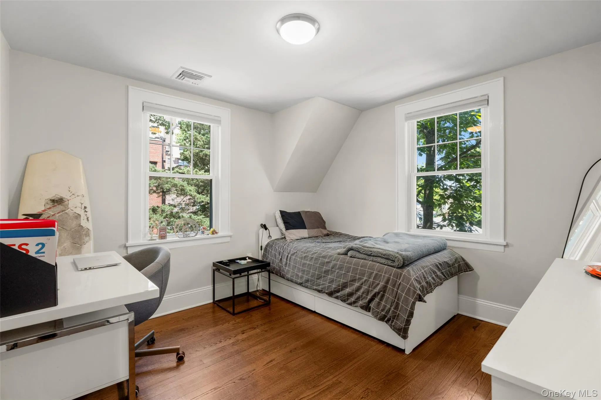 22 Vanderburgh Avenue, Mamaroneck, NY, 4 Bedrooms Bedrooms, 8 Rooms Rooms,3 BathroomsBathrooms,Residential Lease,For Rent,Vanderburgh,0,1007649 22 Vanderburgh Avenue, Mamaroneck, NY, 4 Bedrooms Bedrooms, 8 Rooms Rooms,3 BathroomsBathrooms,Residential Lease,For Rent,Vanderburgh,0,1007649