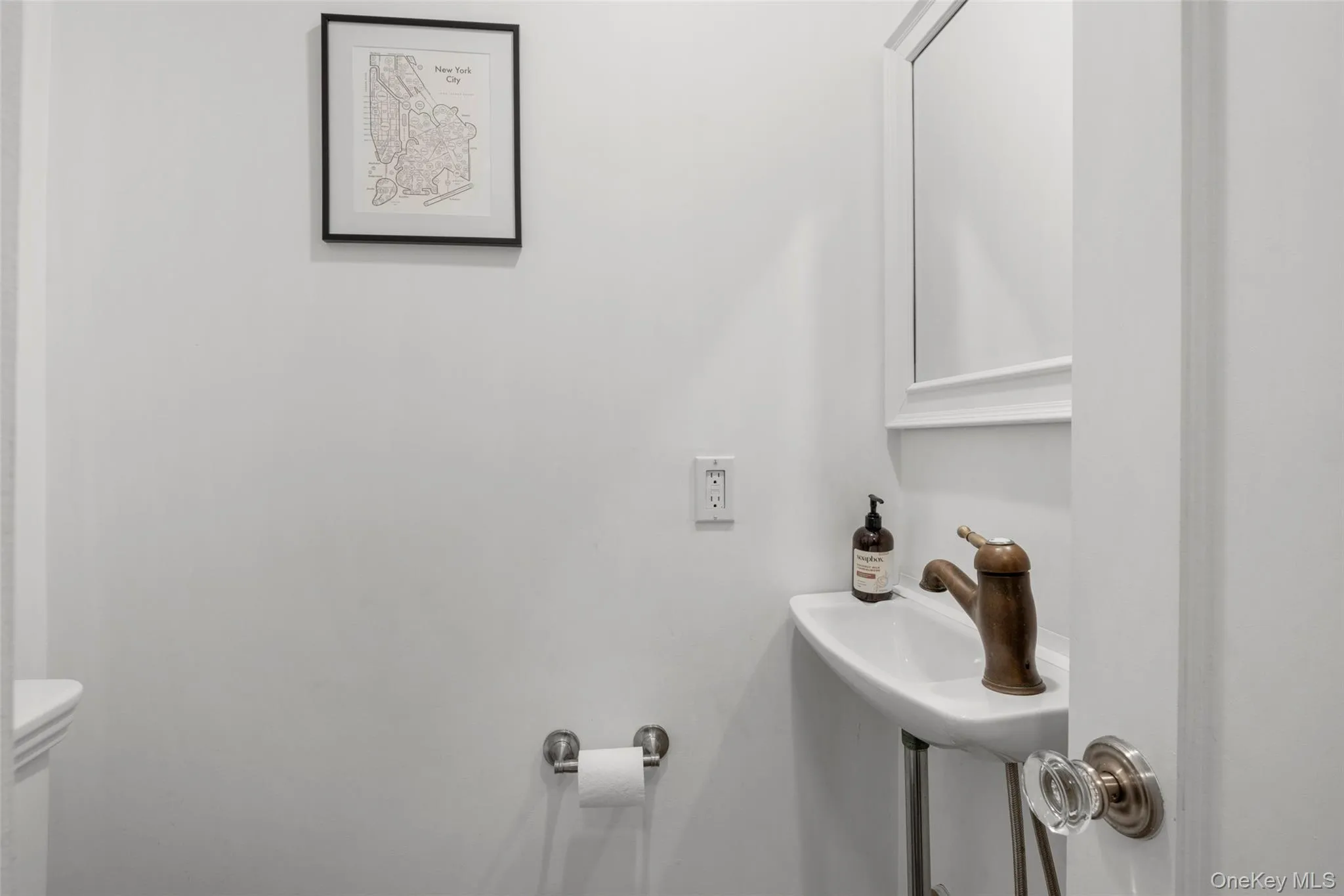 22 Vanderburgh Avenue, Mamaroneck, NY, 4 Bedrooms Bedrooms, 8 Rooms Rooms,3 BathroomsBathrooms,Residential Lease,For Rent,Vanderburgh,0,1007649 22 Vanderburgh Avenue, Mamaroneck, NY, 4 Bedrooms Bedrooms, 8 Rooms Rooms,3 BathroomsBathrooms,Residential Lease,For Rent,Vanderburgh,0,1007649
