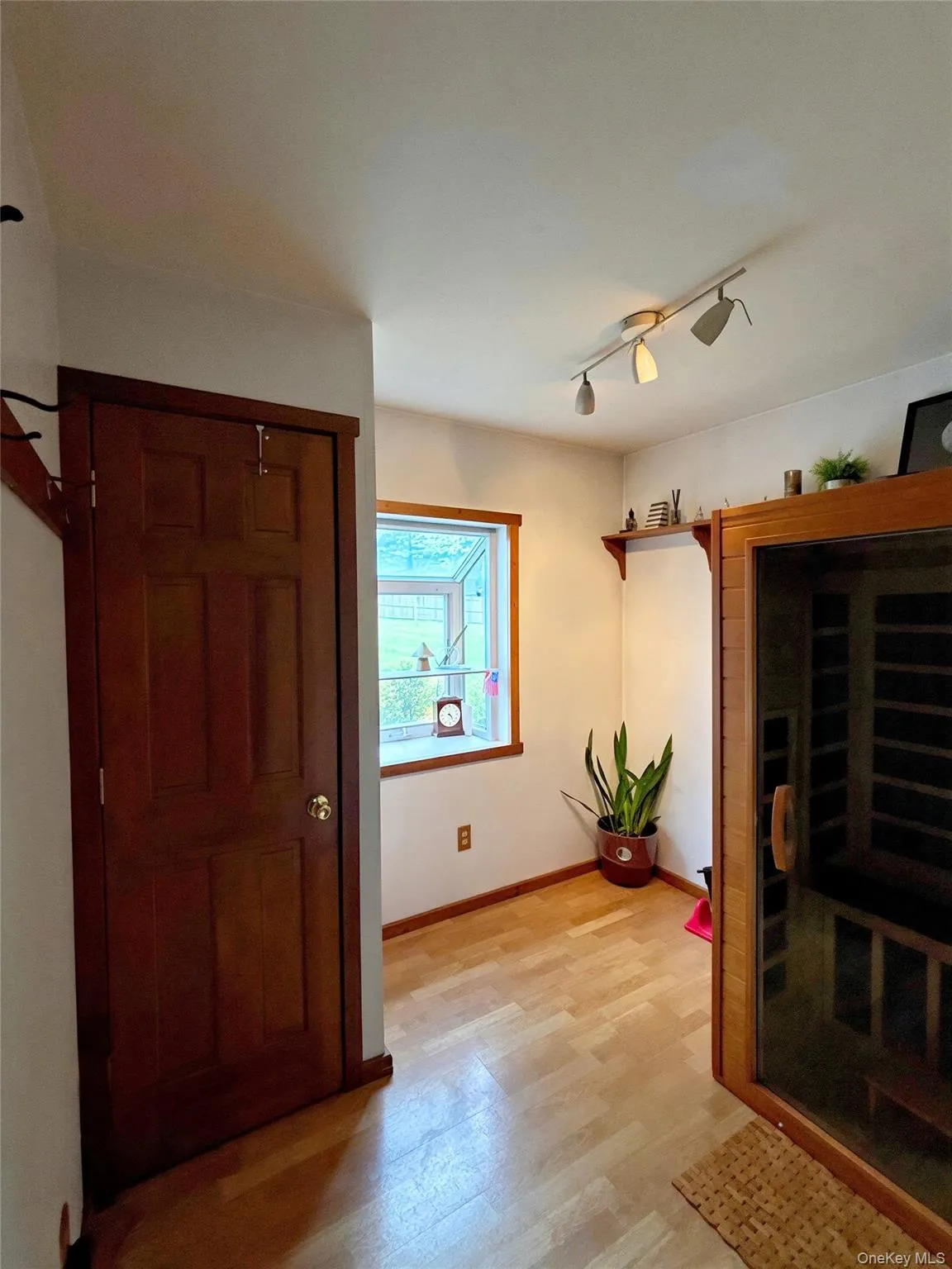 8 Randall Plaza, Deerpark, NY, 3 Bedrooms Bedrooms, 6 Rooms Rooms,1 BathroomBathrooms,Residential,For Rent,Randall,0,1007651 8 Randall Plaza, Deerpark, NY, 3 Bedrooms Bedrooms, 6 Rooms Rooms,1 BathroomBathrooms,Residential,For Rent,Randall,0,1007651