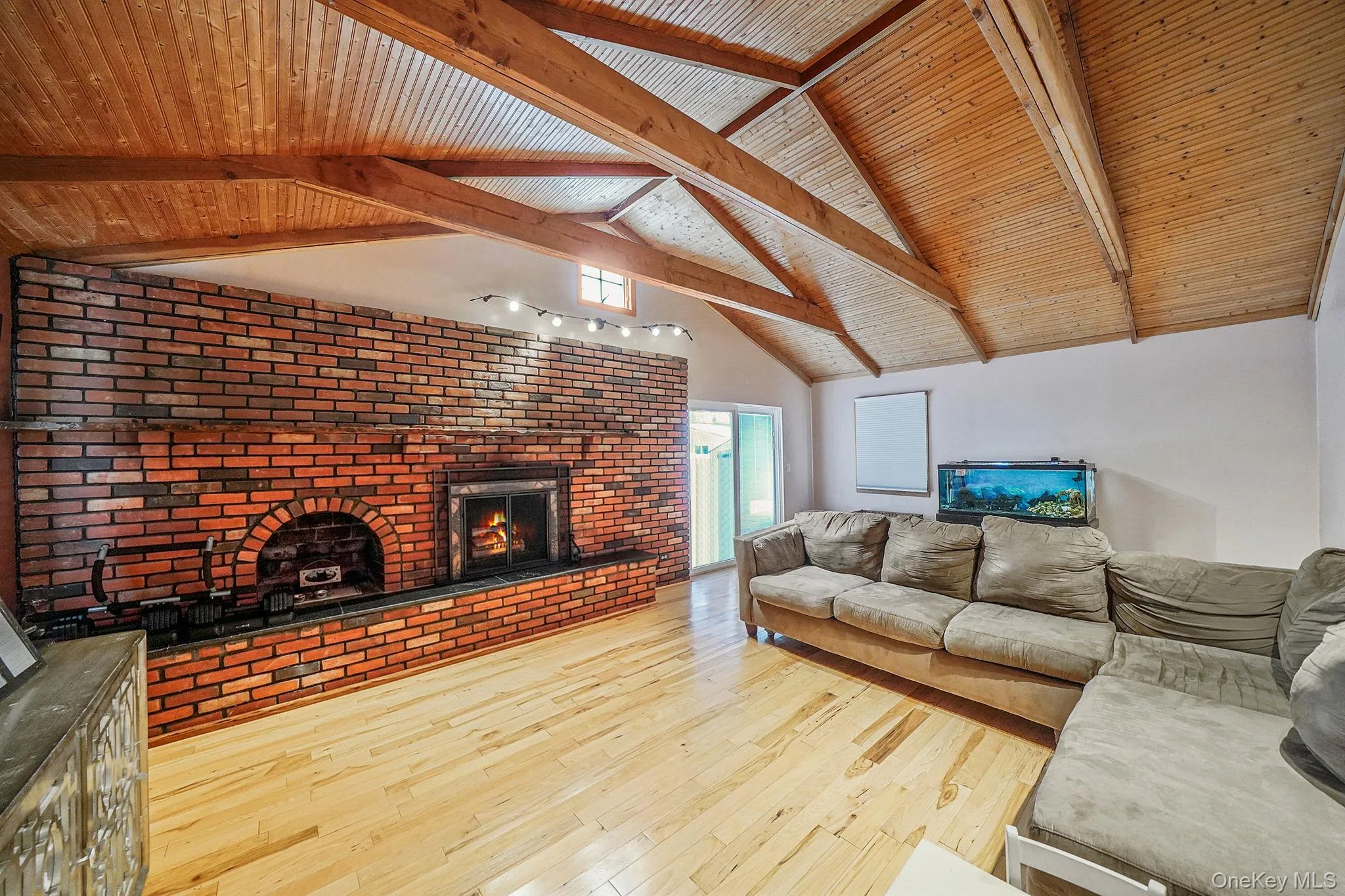 10 Nehring Avenue, Babylon, NY, 3 Bedrooms Bedrooms, 9 Rooms Rooms,1 BathroomBathrooms,Residential,For Rent,Nehring,0,1007653 10 Nehring Avenue, Babylon, NY, 3 Bedrooms Bedrooms, 9 Rooms Rooms,1 BathroomBathrooms,Residential,For Rent,Nehring,0,1007653