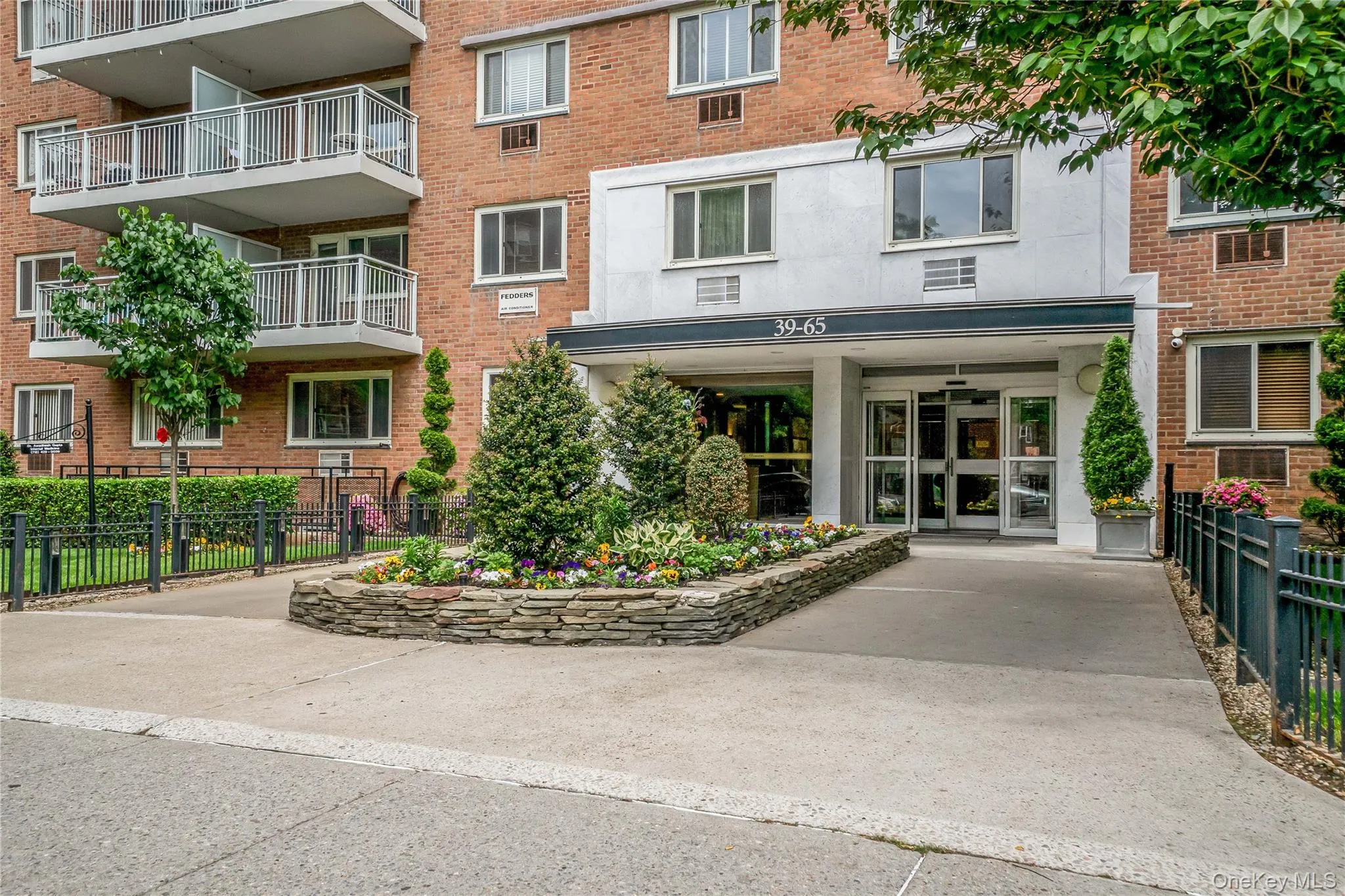 3965 52nd Street, New York, NY, 1 Bedroom Bedrooms, 4 Rooms Rooms,1 BathroomBathrooms,Residential,For Rent,52nd,0,1007654 3965 52nd Street, New York, NY, 1 Bedroom Bedrooms, 4 Rooms Rooms,1 BathroomBathrooms,Residential,For Rent,52nd,0,1007654