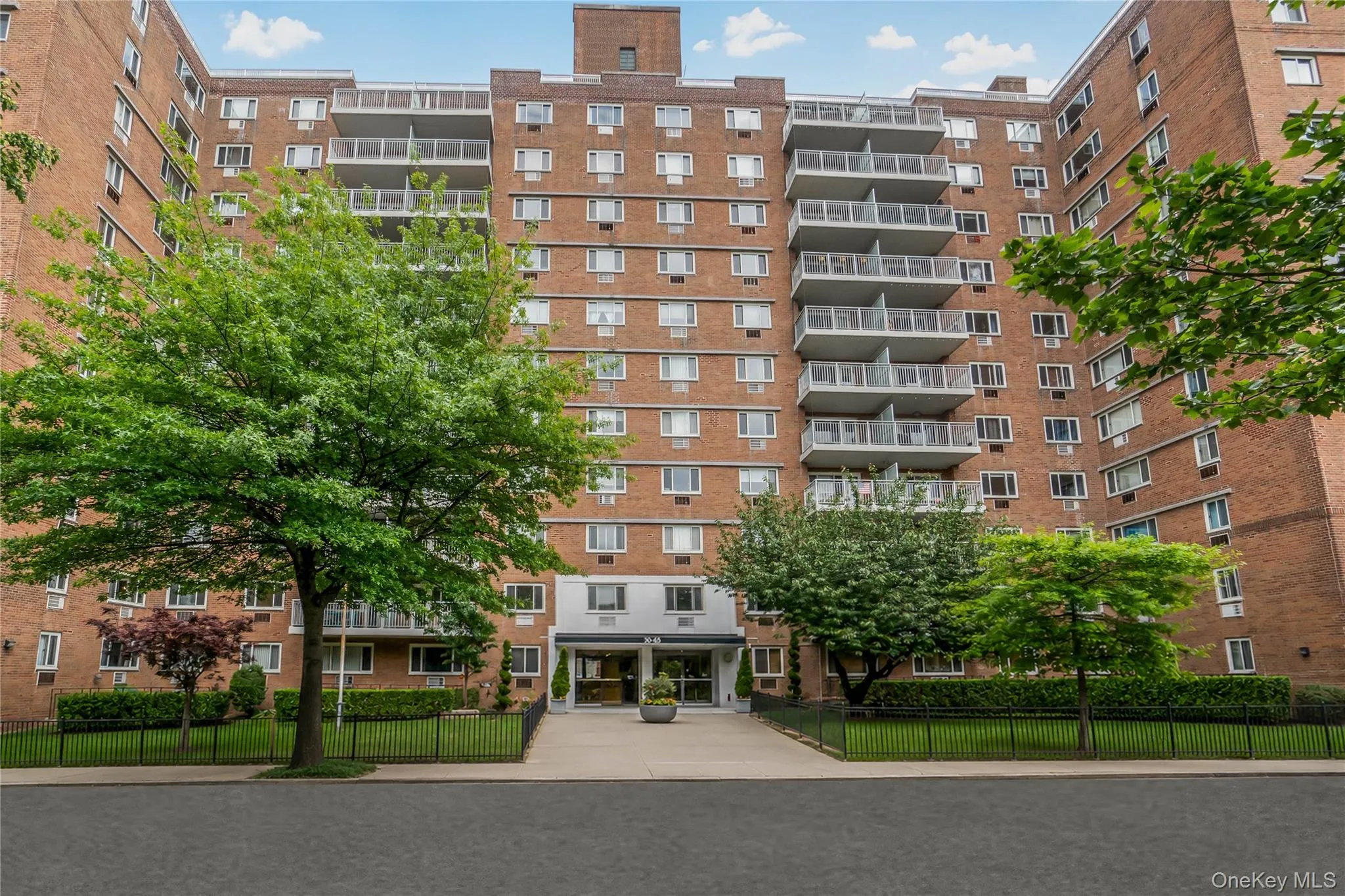 3965 52nd Street, New York, NY, 1 Bedroom Bedrooms, 4 Rooms Rooms,1 BathroomBathrooms,Residential,For Rent,52nd,0,1007654 3965 52nd Street, New York, NY, 1 Bedroom Bedrooms, 4 Rooms Rooms,1 BathroomBathrooms,Residential,For Rent,52nd,0,1007654