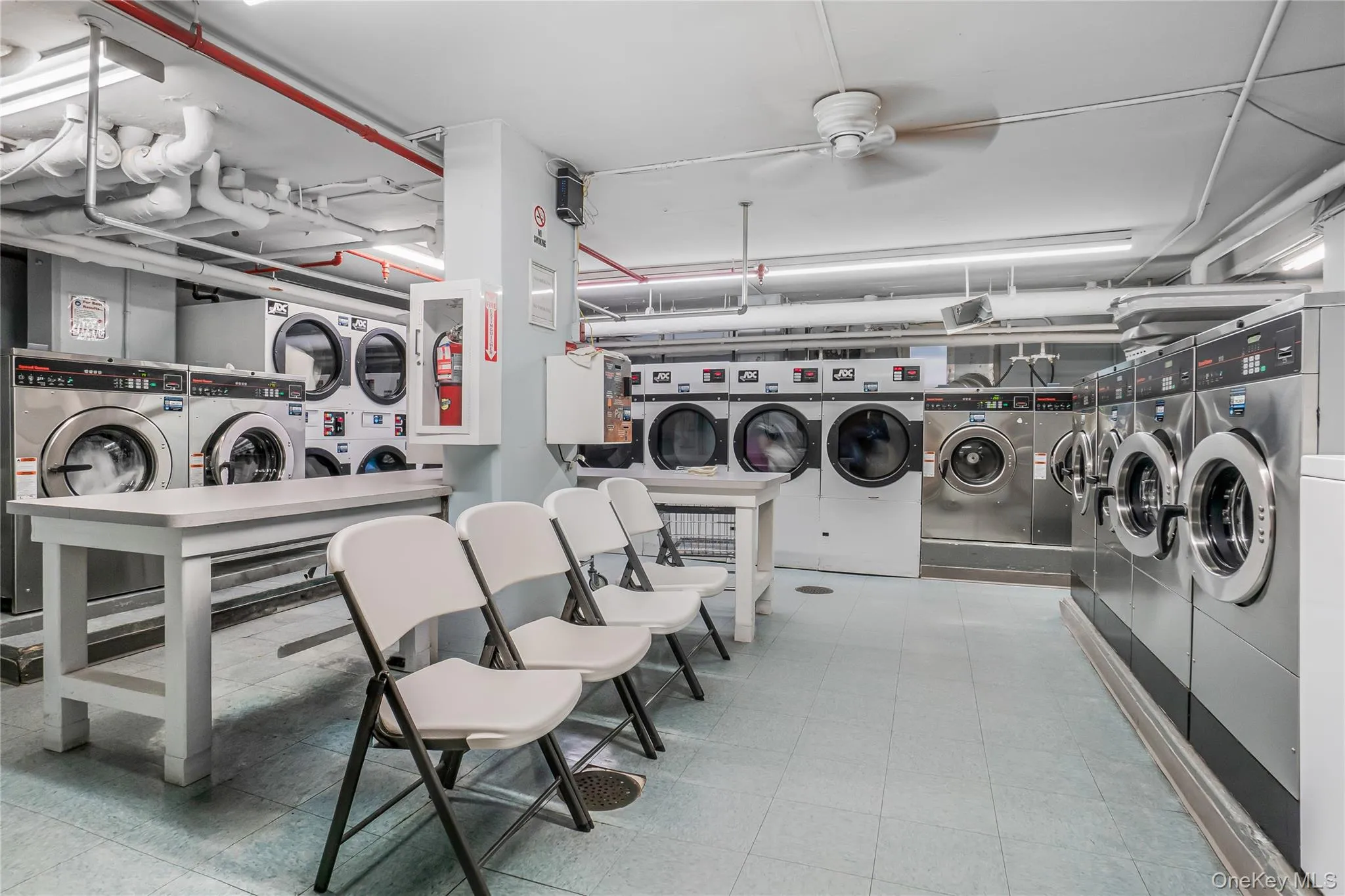3965 52nd Street, New York, NY, 1 Bedroom Bedrooms, 4 Rooms Rooms,1 BathroomBathrooms,Residential,For Rent,52nd,0,1007654 3965 52nd Street, New York, NY, 1 Bedroom Bedrooms, 4 Rooms Rooms,1 BathroomBathrooms,Residential,For Rent,52nd,0,1007654