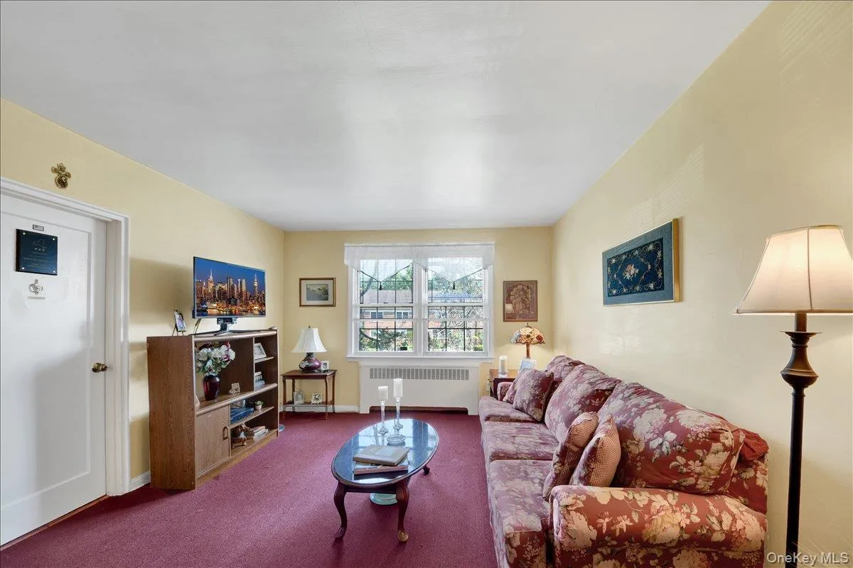 111 North Broadway, White Plains, NY, 2 Bedrooms Bedrooms, 5 Rooms Rooms,1 BathroomBathrooms,Residential,For Rent,North Broadway,0,1007655 111 North Broadway, White Plains, NY, 2 Bedrooms Bedrooms, 5 Rooms Rooms,1 BathroomBathrooms,Residential,For Rent,North Broadway,0,1007655