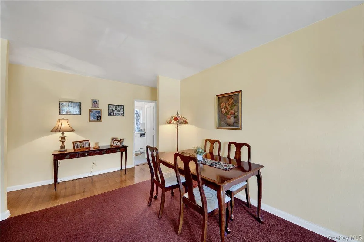 111 North Broadway, White Plains, NY, 2 Bedrooms Bedrooms, 5 Rooms Rooms,1 BathroomBathrooms,Residential,For Rent,North Broadway,0,1007655 111 North Broadway, White Plains, NY, 2 Bedrooms Bedrooms, 5 Rooms Rooms,1 BathroomBathrooms,Residential,For Rent,North Broadway,0,1007655
