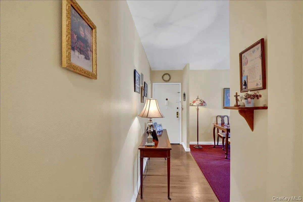 111 North Broadway, White Plains, NY, 2 Bedrooms Bedrooms, 5 Rooms Rooms,1 BathroomBathrooms,Residential,For Rent,North Broadway,0,1007655 111 North Broadway, White Plains, NY, 2 Bedrooms Bedrooms, 5 Rooms Rooms,1 BathroomBathrooms,Residential,For Rent,North Broadway,0,1007655