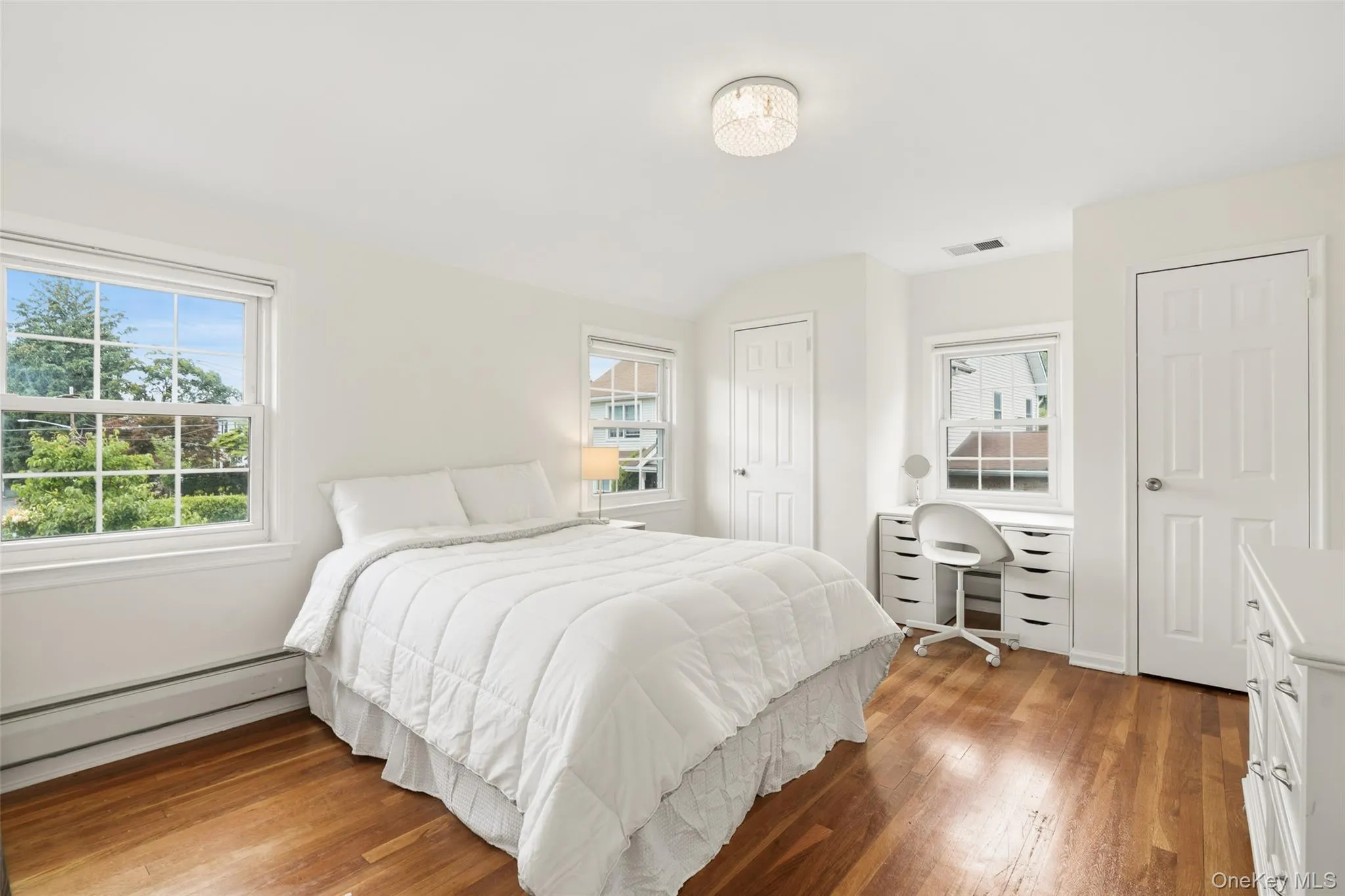 2nd Bedroom 2nd Bedroom