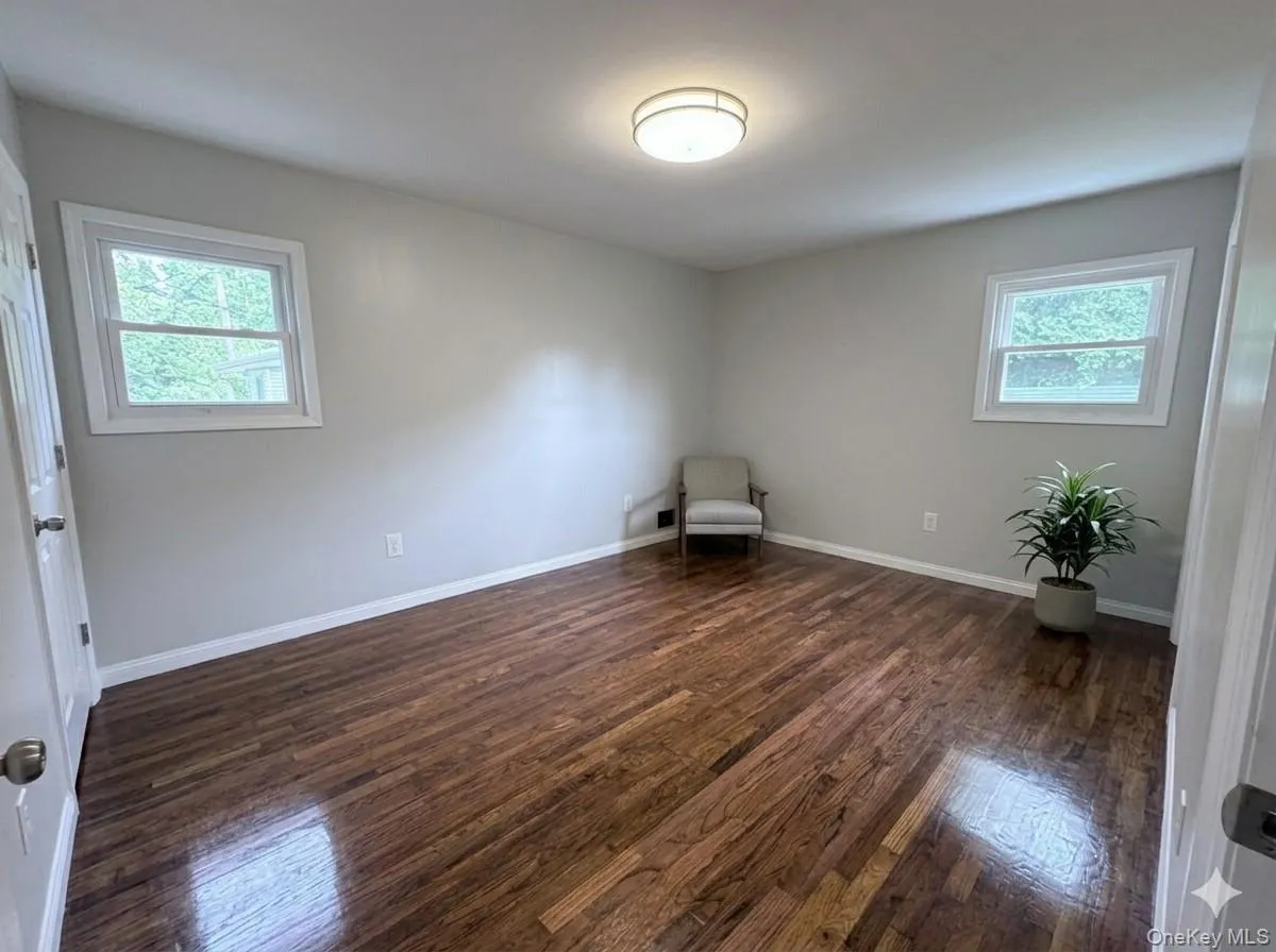 22536 111th Avenue, New York, NY, 3 Bedrooms Bedrooms, 4 Rooms Rooms,1 BathroomBathrooms,Residential,For Rent,111th,0,1007662 22536 111th Avenue, New York, NY, 3 Bedrooms Bedrooms, 4 Rooms Rooms,1 BathroomBathrooms,Residential,For Rent,111th,0,1007662