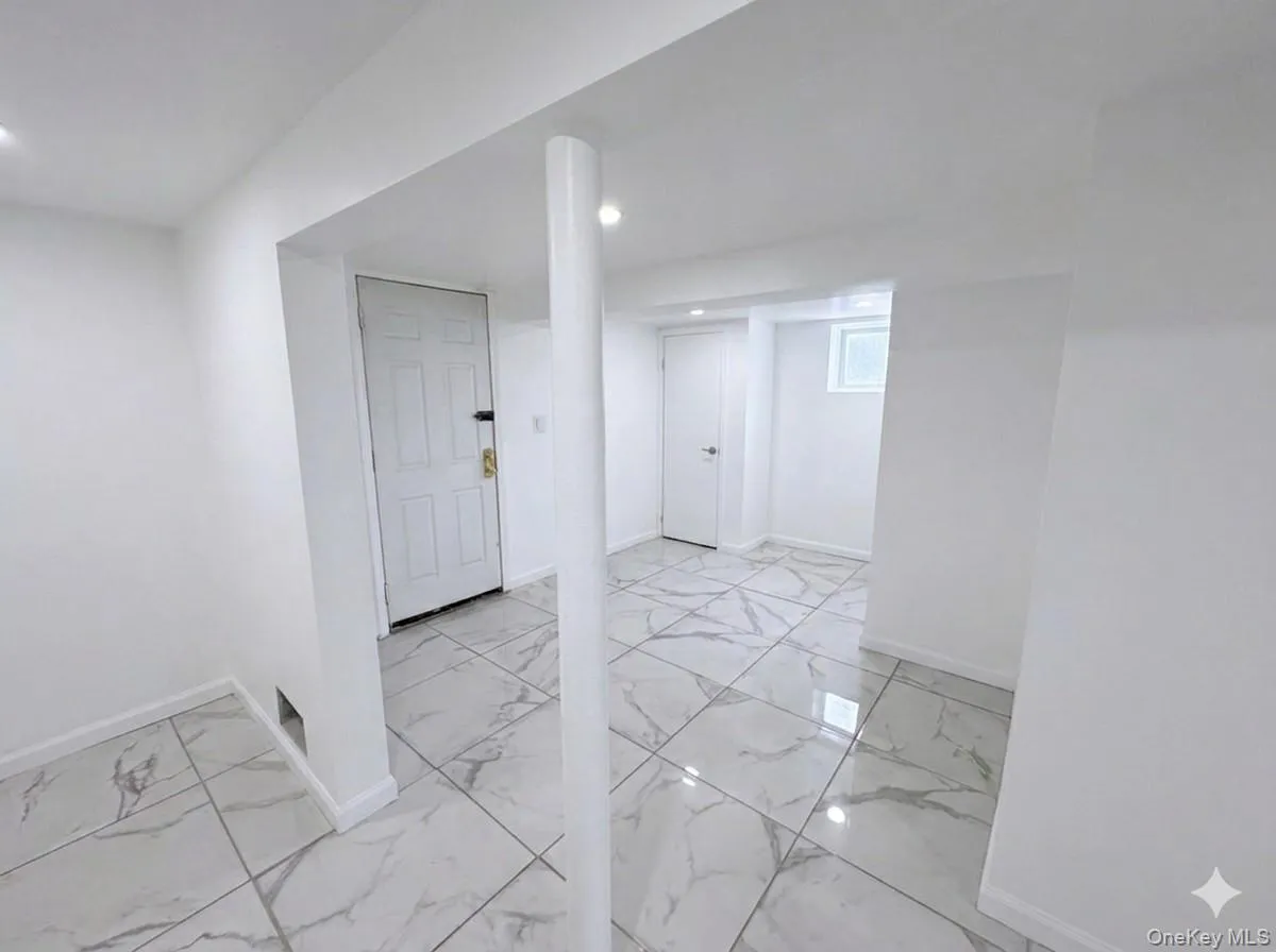 22536 111th Avenue, New York, NY, 3 Bedrooms Bedrooms, 4 Rooms Rooms,1 BathroomBathrooms,Residential,For Rent,111th,0,1007662 22536 111th Avenue, New York, NY, 3 Bedrooms Bedrooms, 4 Rooms Rooms,1 BathroomBathrooms,Residential,For Rent,111th,0,1007662