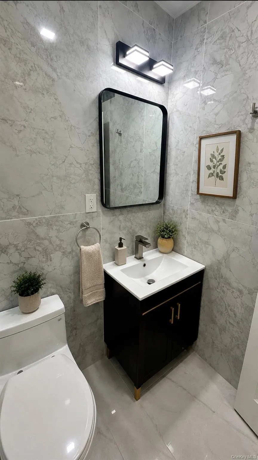 1724 New Haven Avenue, New York, NY, 8 Bedrooms Bedrooms, 10 Rooms Rooms,5 BathroomsBathrooms,Residential,For Rent,New Haven,0,1007663 1724 New Haven Avenue, New York, NY, 8 Bedrooms Bedrooms, 10 Rooms Rooms,5 BathroomsBathrooms,Residential,For Rent,New Haven,0,1007663