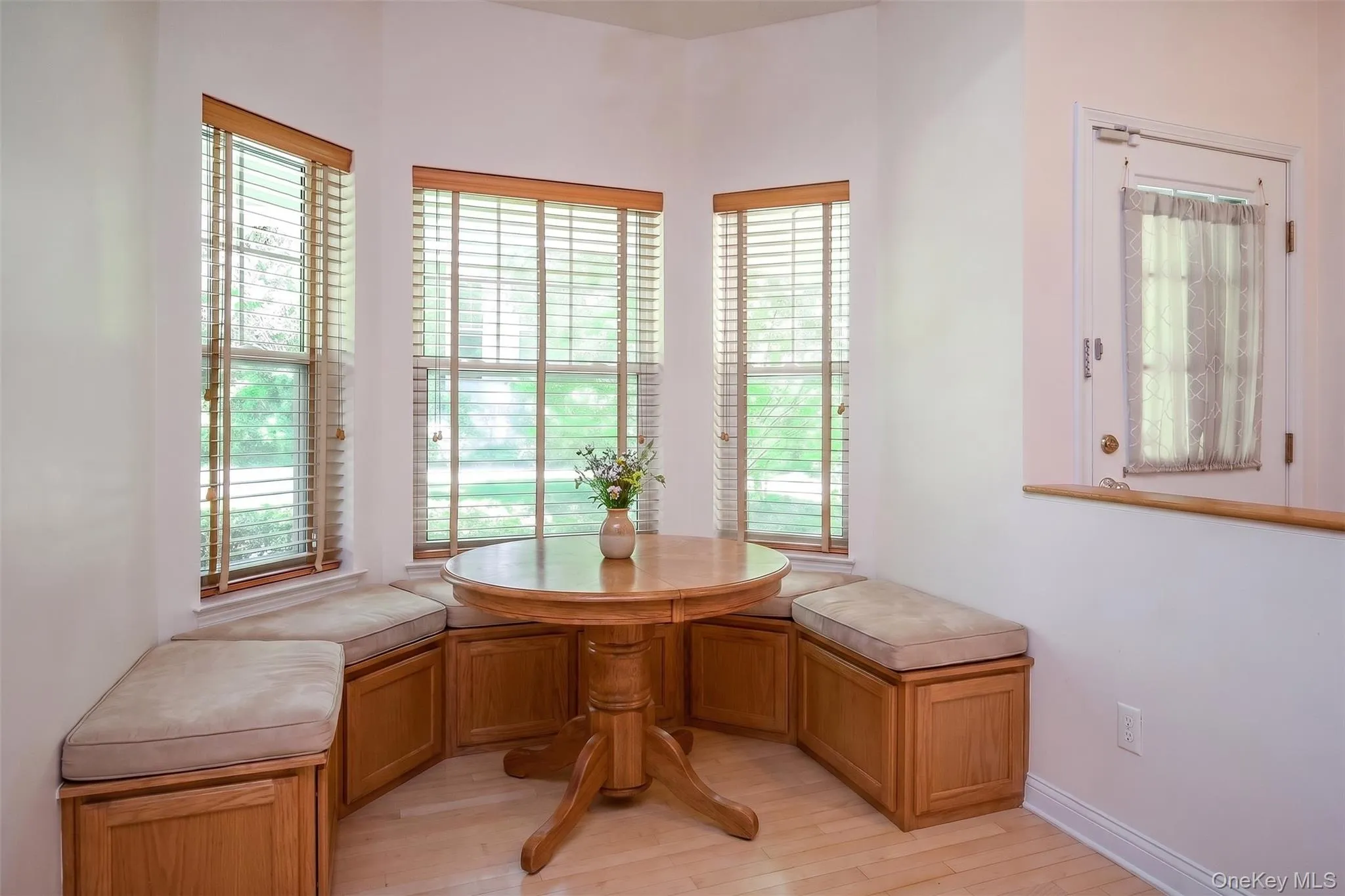 40 Trailhead Lane, Greenburgh, NY, 3 Bedrooms Bedrooms, 7 Rooms Rooms,2 BathroomsBathrooms,Residential,For Rent,Trailhead,0,1007666 40 Trailhead Lane, Greenburgh, NY, 3 Bedrooms Bedrooms, 7 Rooms Rooms,2 BathroomsBathrooms,Residential,For Rent,Trailhead,0,1007666