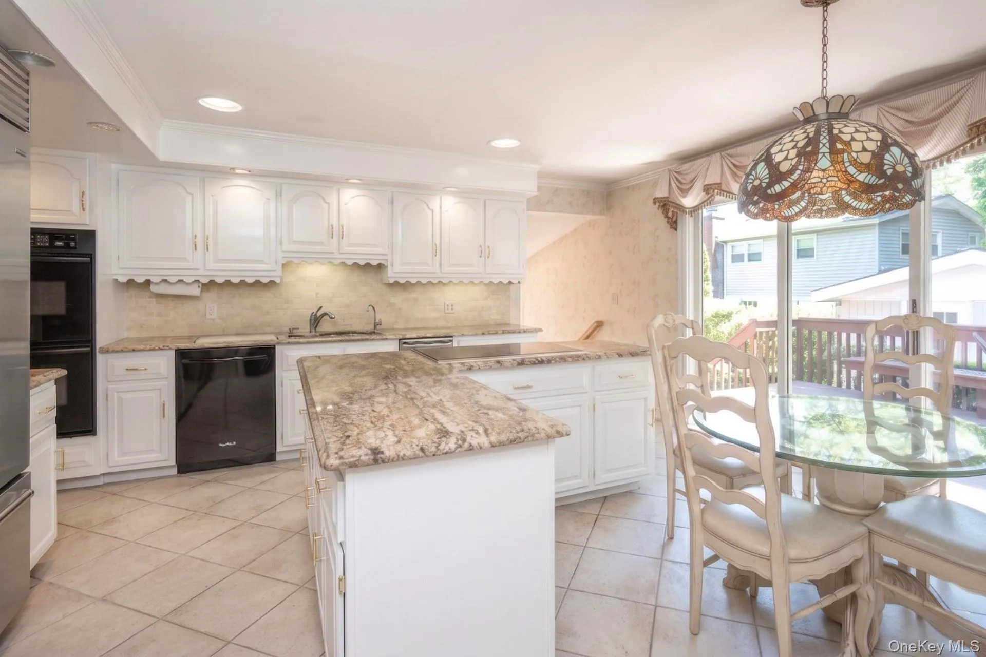 Virtually Staged Kitchen Virtually Staged Kitchen