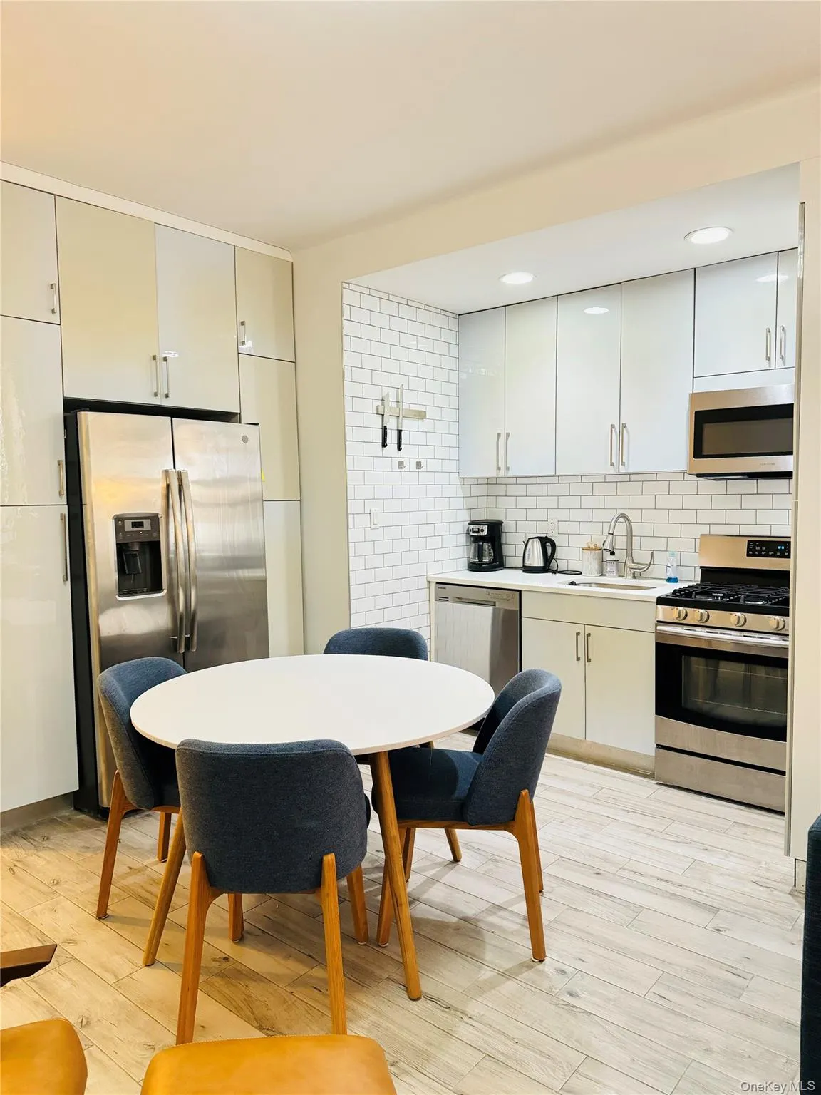 4330 46th Street, New York, NY, 1 Bedroom Bedrooms, 3 Rooms Rooms,1 BathroomBathrooms,Residential,For Rent,46th,0,1007668 4330 46th Street, New York, NY, 1 Bedroom Bedrooms, 3 Rooms Rooms,1 BathroomBathrooms,Residential,For Rent,46th,0,1007668