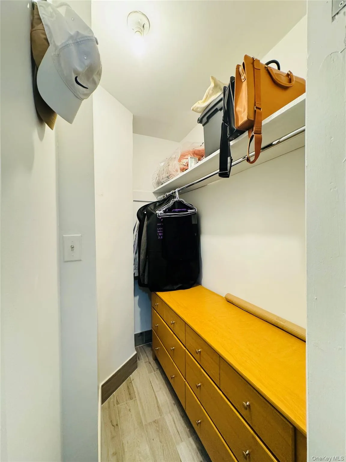 4330 46th Street, New York, NY, 1 Bedroom Bedrooms, 3 Rooms Rooms,1 BathroomBathrooms,Residential,For Rent,46th,0,1007668 4330 46th Street, New York, NY, 1 Bedroom Bedrooms, 3 Rooms Rooms,1 BathroomBathrooms,Residential,For Rent,46th,0,1007668