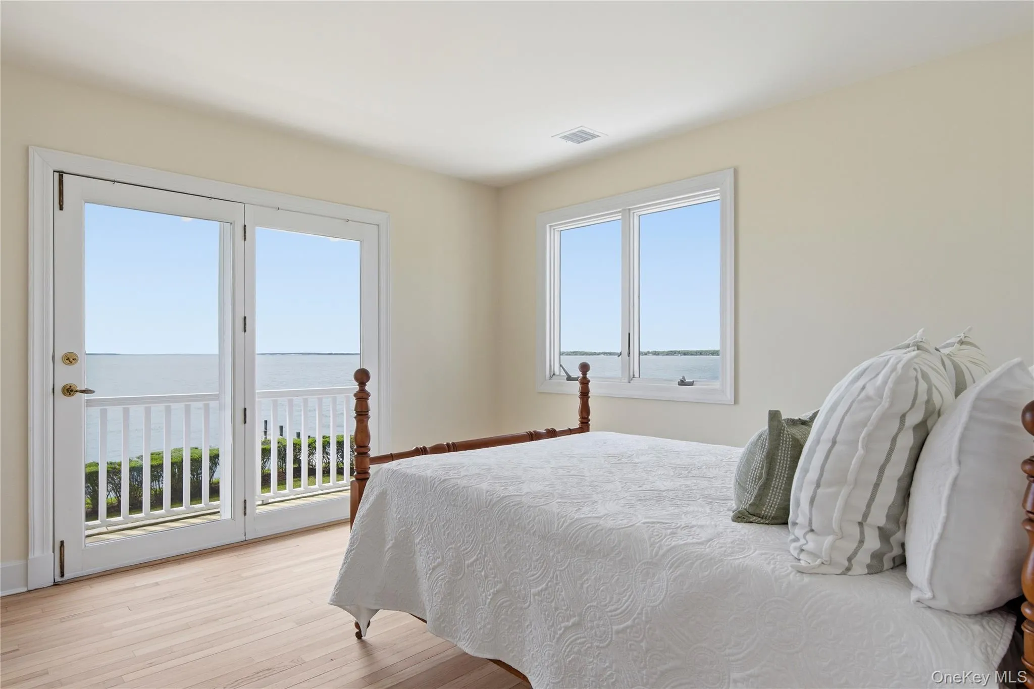 90 Peconic Avenue, Shelter Island, NY, 5 Bedrooms Bedrooms, 12 Rooms Rooms,3 BathroomsBathrooms,Residential,For Rent,Peconic,0,1007669 90 Peconic Avenue, Shelter Island, NY, 5 Bedrooms Bedrooms, 12 Rooms Rooms,3 BathroomsBathrooms,Residential,For Rent,Peconic,0,1007669