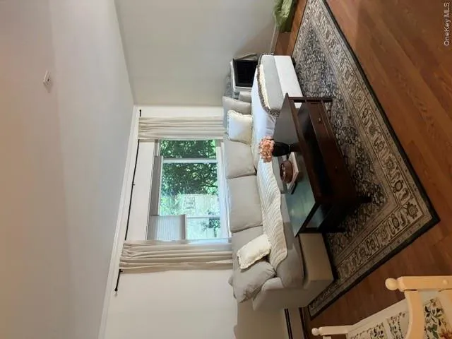 91 Richmond Boulevard, Islip, NY, 1 Bedroom Bedrooms, 4 Rooms Rooms,1 BathroomBathrooms,Residential Lease,For Rent,Richmond,0,1007672 91 Richmond Boulevard, Islip, NY, 1 Bedroom Bedrooms, 4 Rooms Rooms,1 BathroomBathrooms,Residential Lease,For Rent,Richmond,0,1007672