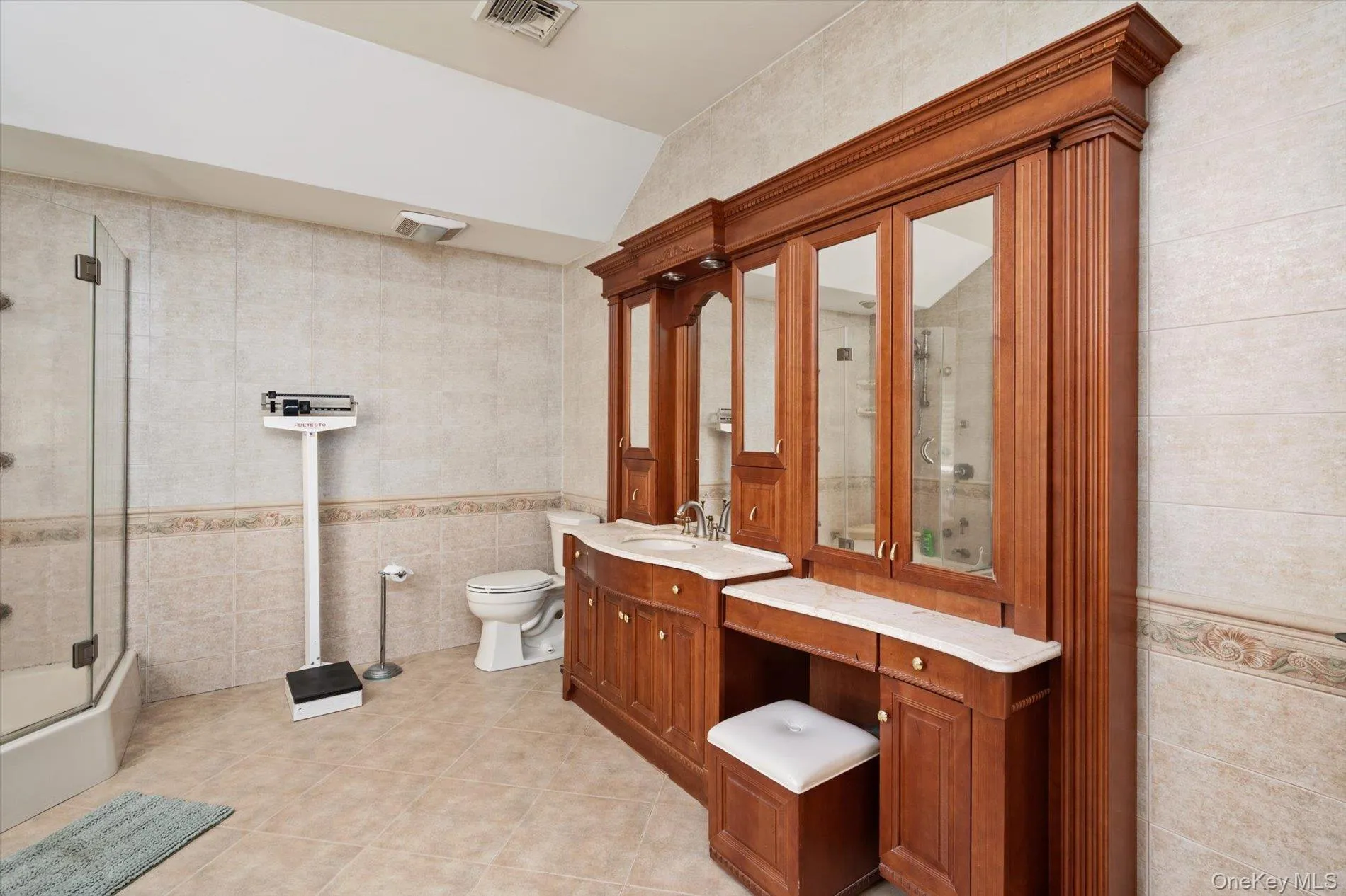 26 Quaker Lane, Oyster Bay, NY, 4 Bedrooms Bedrooms, 9 Rooms Rooms,3 BathroomsBathrooms,Residential,For Rent,Quaker,0,1007674 26 Quaker Lane, Oyster Bay, NY, 4 Bedrooms Bedrooms, 9 Rooms Rooms,3 BathroomsBathrooms,Residential,For Rent,Quaker,0,1007674