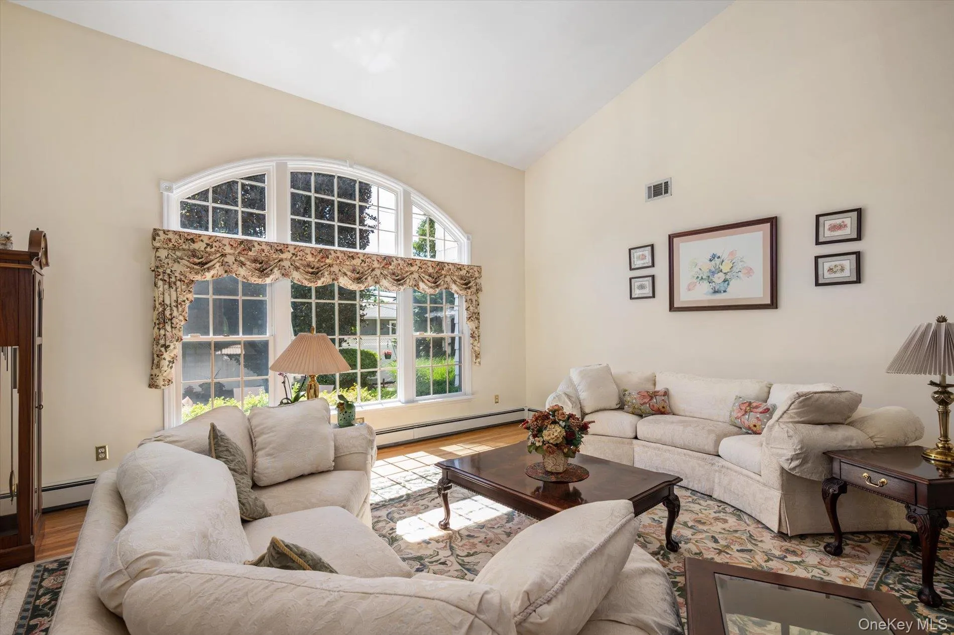26 Quaker Lane, Oyster Bay, NY, 4 Bedrooms Bedrooms, 9 Rooms Rooms,3 BathroomsBathrooms,Residential,For Rent,Quaker,0,1007674 26 Quaker Lane, Oyster Bay, NY, 4 Bedrooms Bedrooms, 9 Rooms Rooms,3 BathroomsBathrooms,Residential,For Rent,Quaker,0,1007674
