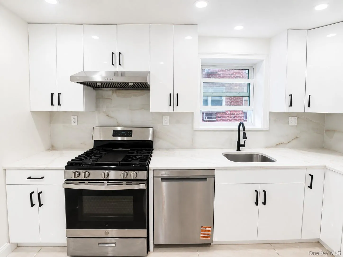 16515 65th Avenue, New York, NY, 3 Bedrooms Bedrooms, 4 Rooms Rooms,2 BathroomsBathrooms,Residential Lease,For Rent,65th,0,1007681 16515 65th Avenue, New York, NY, 3 Bedrooms Bedrooms, 4 Rooms Rooms,2 BathroomsBathrooms,Residential Lease,For Rent,65th,0,1007681