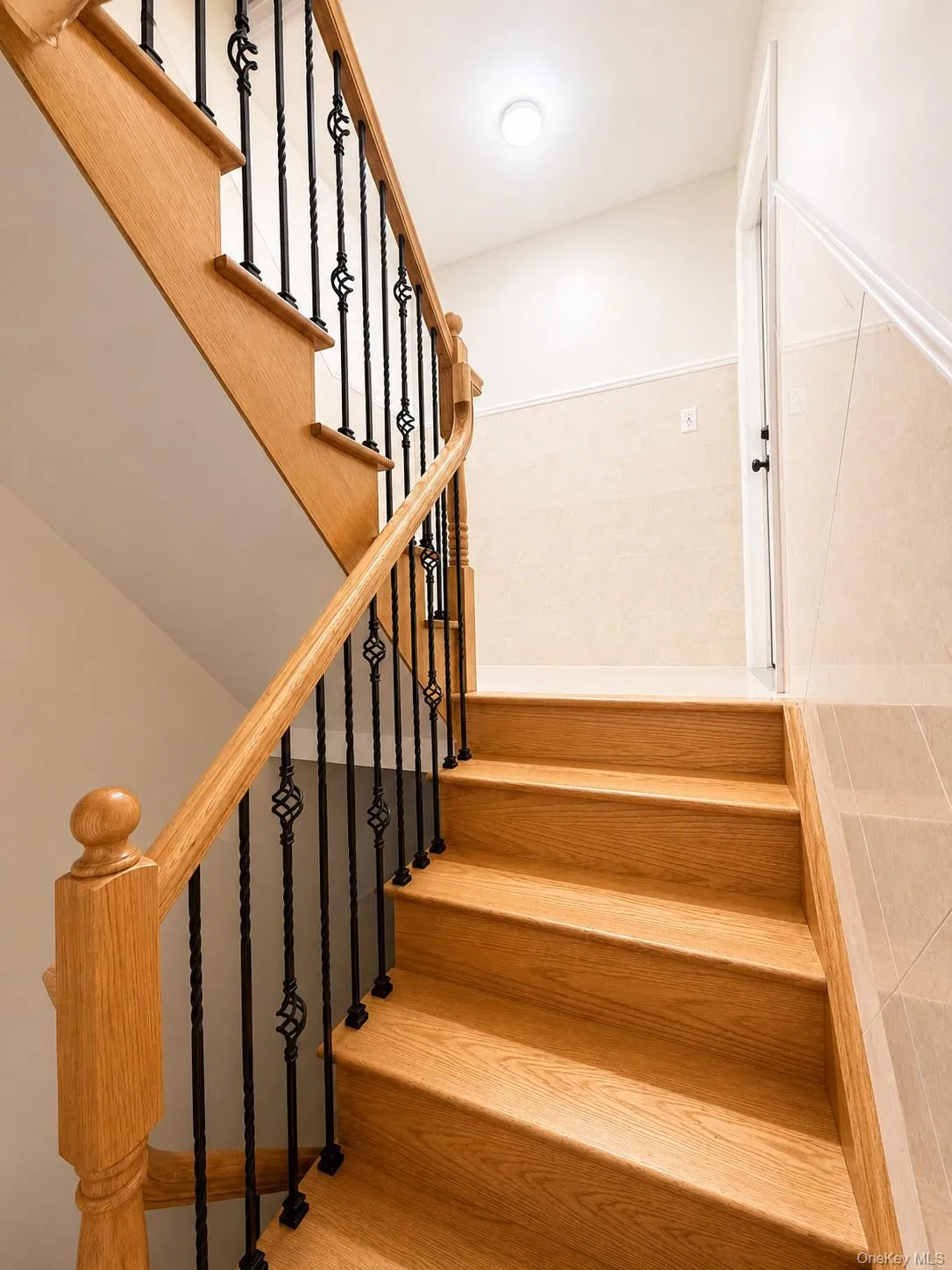 16515 65th Avenue, New York, NY, 3 Bedrooms Bedrooms, 4 Rooms Rooms,2 BathroomsBathrooms,Residential Lease,For Rent,65th,0,1007681 16515 65th Avenue, New York, NY, 3 Bedrooms Bedrooms, 4 Rooms Rooms,2 BathroomsBathrooms,Residential Lease,For Rent,65th,0,1007681