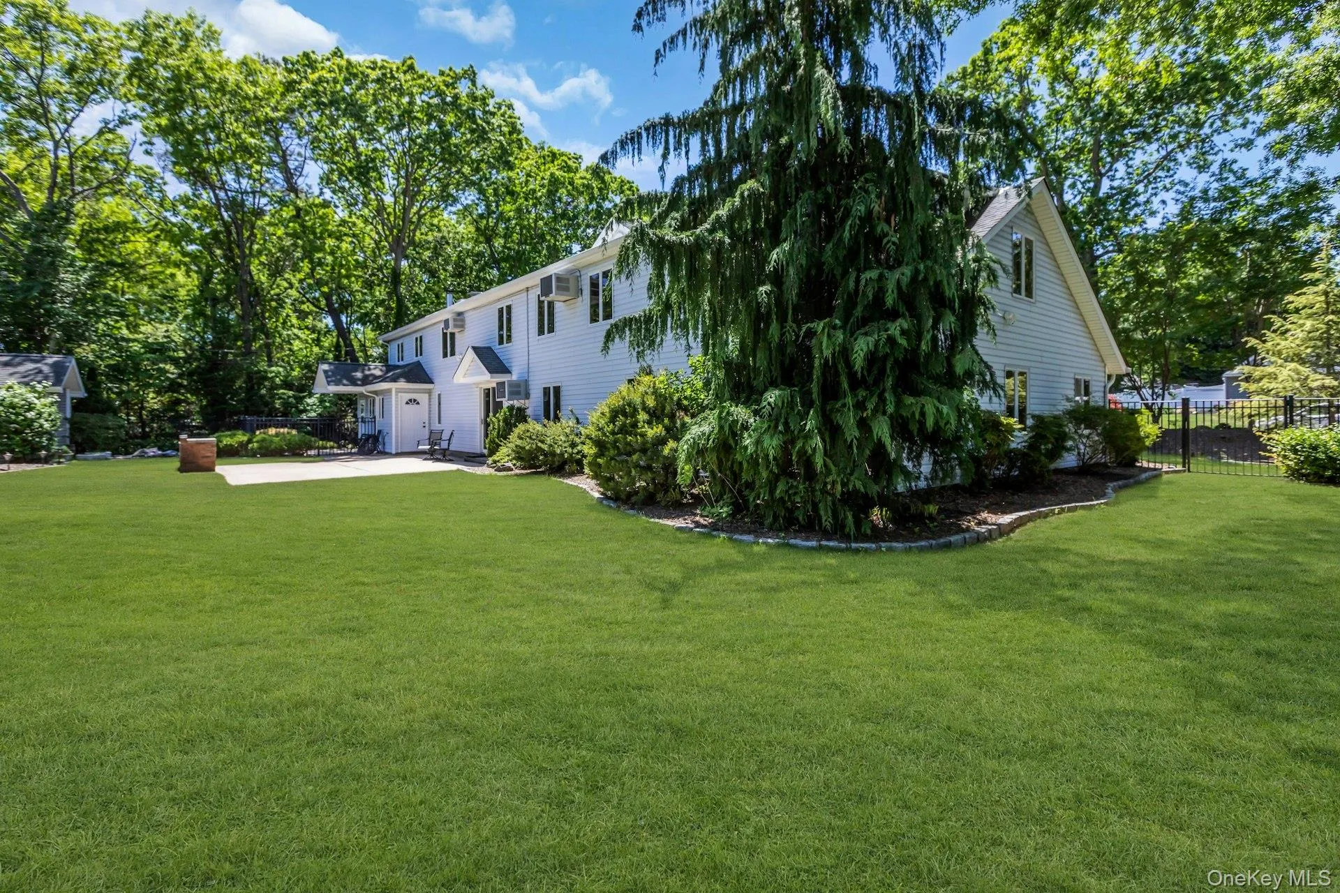 23 Campus Lane, Brookhaven, NY, 5 Bedrooms Bedrooms, 14 Rooms Rooms,3 BathroomsBathrooms,Residential,For Rent,Campus,0,1007694 23 Campus Lane, Brookhaven, NY, 5 Bedrooms Bedrooms, 14 Rooms Rooms,3 BathroomsBathrooms,Residential,For Rent,Campus,0,1007694