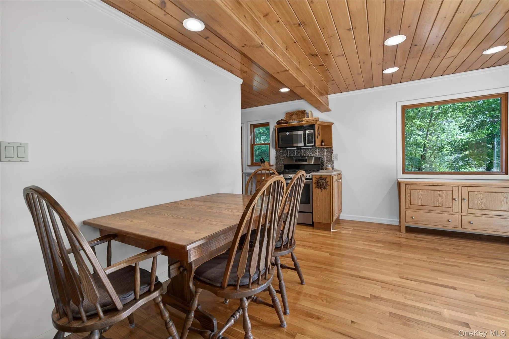 53 Wah Ta Wah Drive, Warwick (town), NY, 2 Bedrooms Bedrooms, 5 Rooms Rooms,1 BathroomBathrooms,Residential Lease,For Rent,Wah Ta Wah,0,1007695 53 Wah Ta Wah Drive, Warwick (town), NY, 2 Bedrooms Bedrooms, 5 Rooms Rooms,1 BathroomBathrooms,Residential Lease,For Rent,Wah Ta Wah,0,1007695