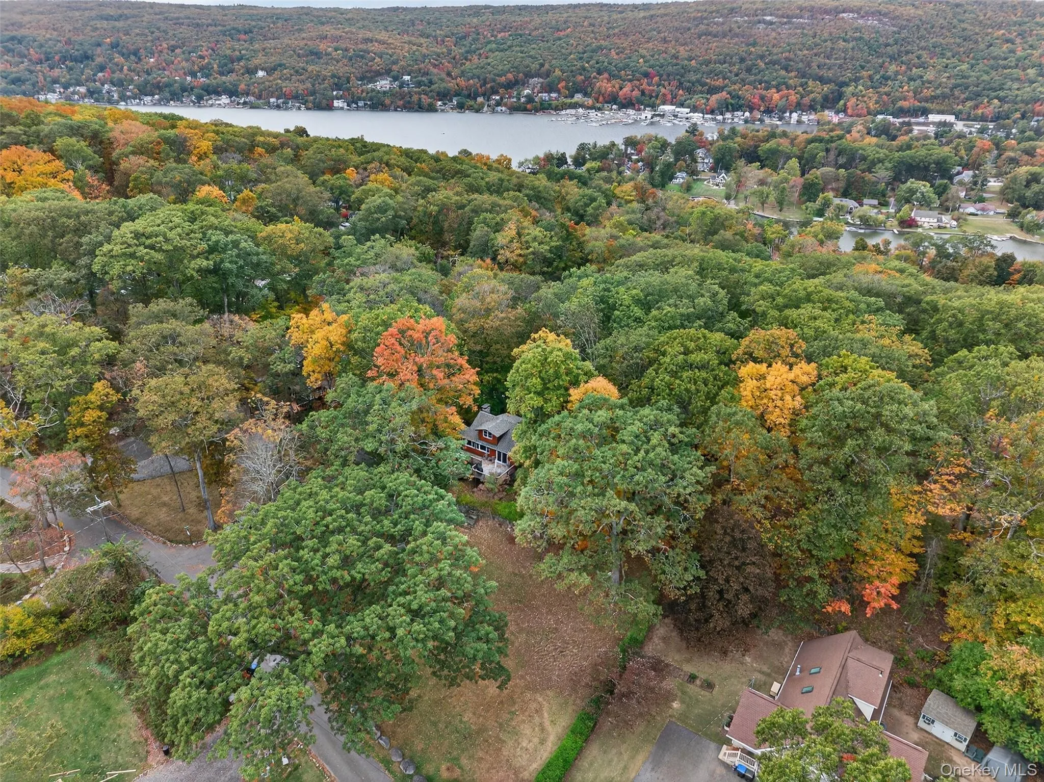 53 Wah Ta Wah Drive, Warwick (town), NY, 2 Bedrooms Bedrooms, 5 Rooms Rooms,1 BathroomBathrooms,Residential Lease,For Rent,Wah Ta Wah,0,1007695 53 Wah Ta Wah Drive, Warwick (town), NY, 2 Bedrooms Bedrooms, 5 Rooms Rooms,1 BathroomBathrooms,Residential Lease,For Rent,Wah Ta Wah,0,1007695