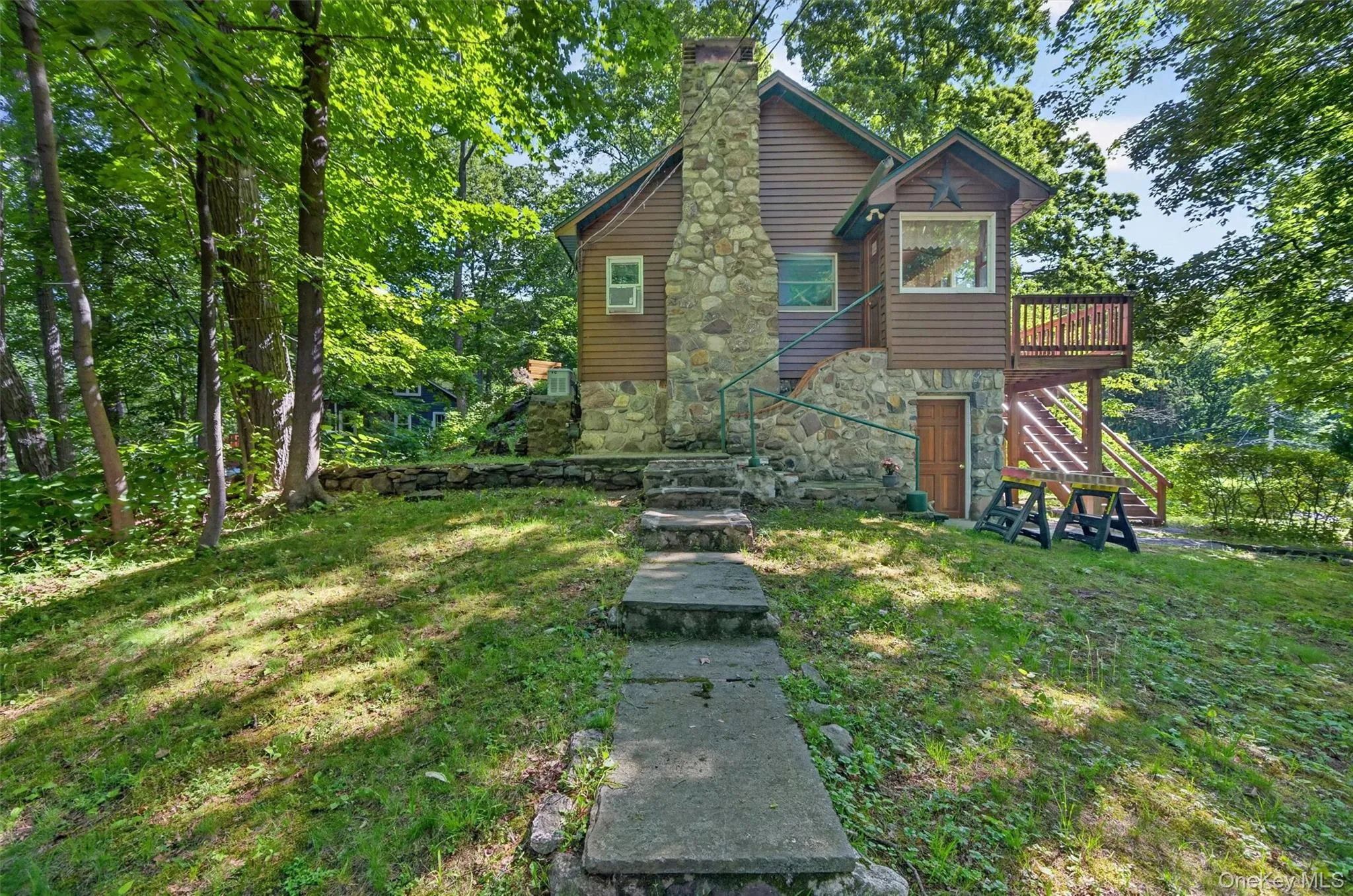 53 Wah Ta Wah Drive, Warwick (town), NY, 2 Bedrooms Bedrooms, 5 Rooms Rooms,1 BathroomBathrooms,Residential Lease,For Rent,Wah Ta Wah,0,1007695 53 Wah Ta Wah Drive, Warwick (town), NY, 2 Bedrooms Bedrooms, 5 Rooms Rooms,1 BathroomBathrooms,Residential Lease,For Rent,Wah Ta Wah,0,1007695