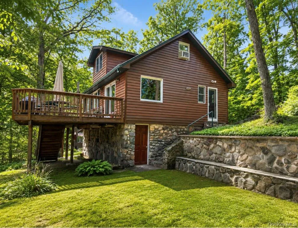 53 Wah Ta Wah Drive, Warwick (town), NY, 2 Bedrooms Bedrooms, 5 Rooms Rooms,1 BathroomBathrooms,Residential Lease,For Rent,Wah Ta Wah,0,1007695 53 Wah Ta Wah Drive, Warwick (town), NY, 2 Bedrooms Bedrooms, 5 Rooms Rooms,1 BathroomBathrooms,Residential Lease,For Rent,Wah Ta Wah,0,1007695