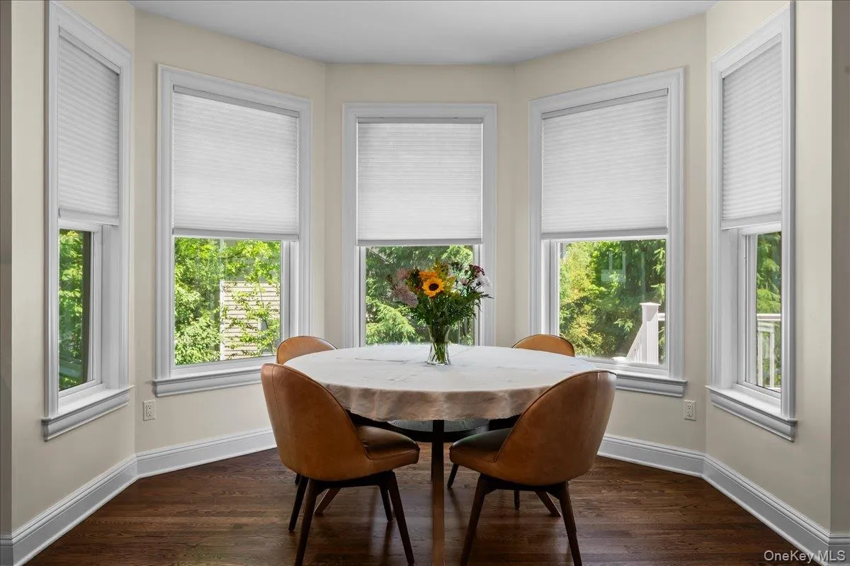 17 Riverton Drive, Clarkstown, NY, 4 Bedrooms Bedrooms, 11 Rooms Rooms,4 BathroomsBathrooms,Residential,For Rent,Riverton,0,1007696 17 Riverton Drive, Clarkstown, NY, 4 Bedrooms Bedrooms, 11 Rooms Rooms,4 BathroomsBathrooms,Residential,For Rent,Riverton,0,1007696