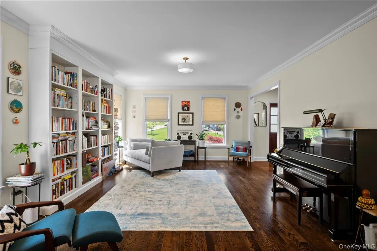 17 Riverton Drive, Clarkstown, NY, 4 Bedrooms Bedrooms, 11 Rooms Rooms,4 BathroomsBathrooms,Residential,For Rent,Riverton,0,1007696 17 Riverton Drive, Clarkstown, NY, 4 Bedrooms Bedrooms, 11 Rooms Rooms,4 BathroomsBathrooms,Residential,For Rent,Riverton,0,1007696