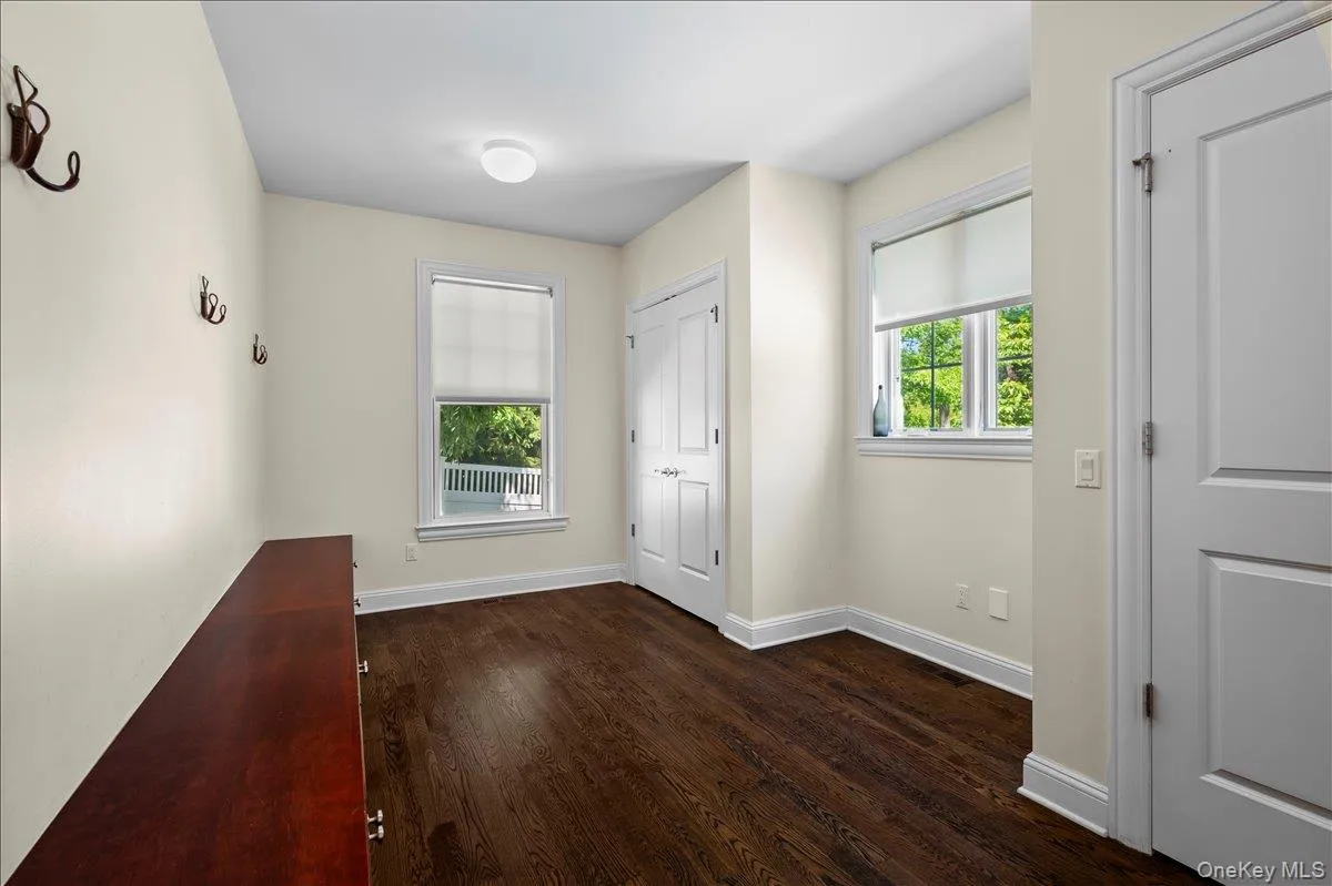 17 Riverton Drive, Clarkstown, NY, 4 Bedrooms Bedrooms, 11 Rooms Rooms,4 BathroomsBathrooms,Residential,For Rent,Riverton,0,1007696 17 Riverton Drive, Clarkstown, NY, 4 Bedrooms Bedrooms, 11 Rooms Rooms,4 BathroomsBathrooms,Residential,For Rent,Riverton,0,1007696