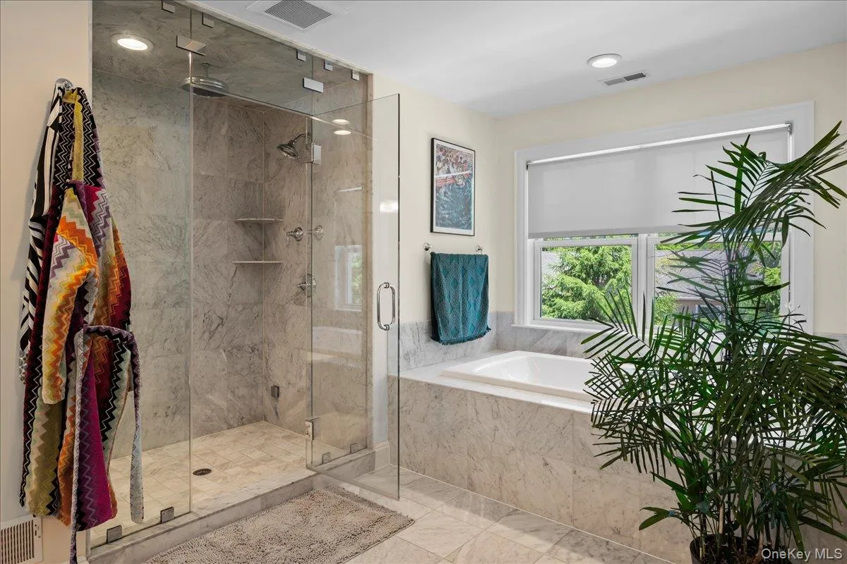 17 Riverton Drive, Clarkstown, NY, 4 Bedrooms Bedrooms, 11 Rooms Rooms,4 BathroomsBathrooms,Residential,For Rent,Riverton,0,1007696 17 Riverton Drive, Clarkstown, NY, 4 Bedrooms Bedrooms, 11 Rooms Rooms,4 BathroomsBathrooms,Residential,For Rent,Riverton,0,1007696