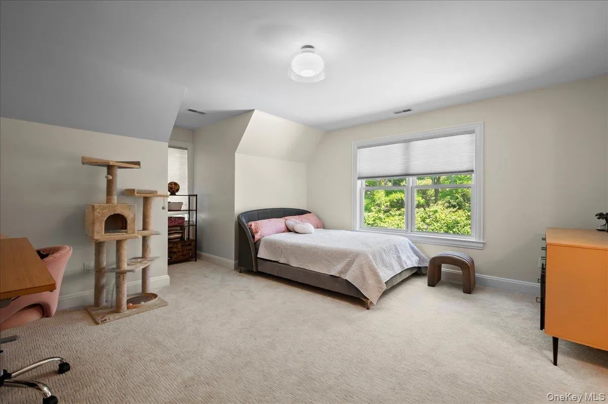 17 Riverton Drive, Clarkstown, NY, 4 Bedrooms Bedrooms, 11 Rooms Rooms,4 BathroomsBathrooms,Residential,For Rent,Riverton,0,1007696 17 Riverton Drive, Clarkstown, NY, 4 Bedrooms Bedrooms, 11 Rooms Rooms,4 BathroomsBathrooms,Residential,For Rent,Riverton,0,1007696