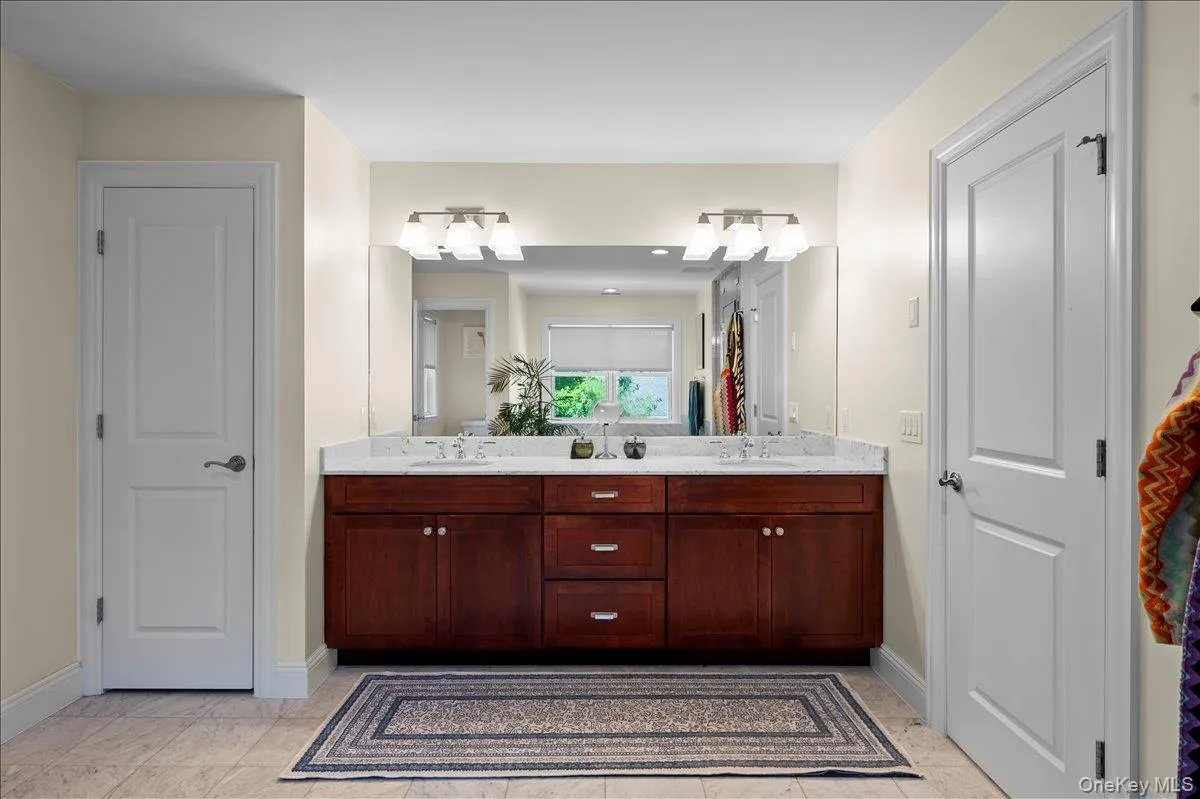 17 Riverton Drive, Clarkstown, NY, 4 Bedrooms Bedrooms, 11 Rooms Rooms,4 BathroomsBathrooms,Residential,For Rent,Riverton,0,1007696 17 Riverton Drive, Clarkstown, NY, 4 Bedrooms Bedrooms, 11 Rooms Rooms,4 BathroomsBathrooms,Residential,For Rent,Riverton,0,1007696