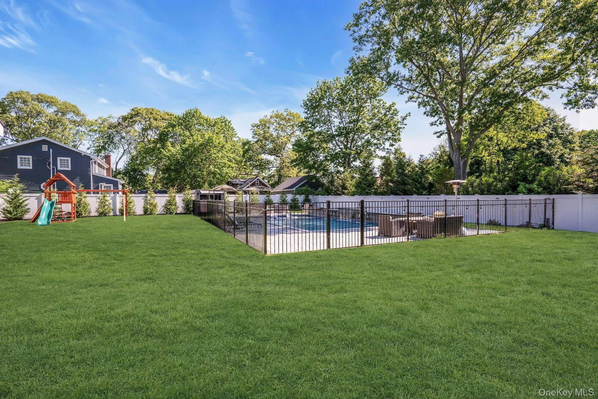 3 Moor Lane, Brookhaven, NY, 4 Bedrooms Bedrooms, 9 Rooms Rooms,3 BathroomsBathrooms,Residential,For Rent,Moor,0,1007701 3 Moor Lane, Brookhaven, NY, 4 Bedrooms Bedrooms, 9 Rooms Rooms,3 BathroomsBathrooms,Residential,For Rent,Moor,0,1007701