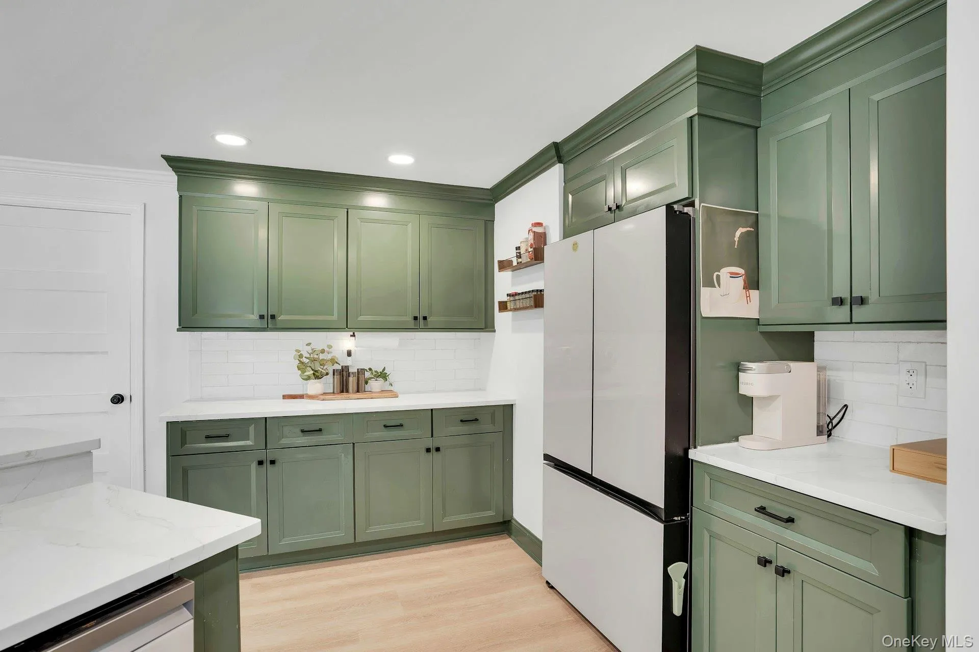 3 Moor Lane, Brookhaven, NY, 4 Bedrooms Bedrooms, 9 Rooms Rooms,3 BathroomsBathrooms,Residential,For Rent,Moor,0,1007701 3 Moor Lane, Brookhaven, NY, 4 Bedrooms Bedrooms, 9 Rooms Rooms,3 BathroomsBathrooms,Residential,For Rent,Moor,0,1007701