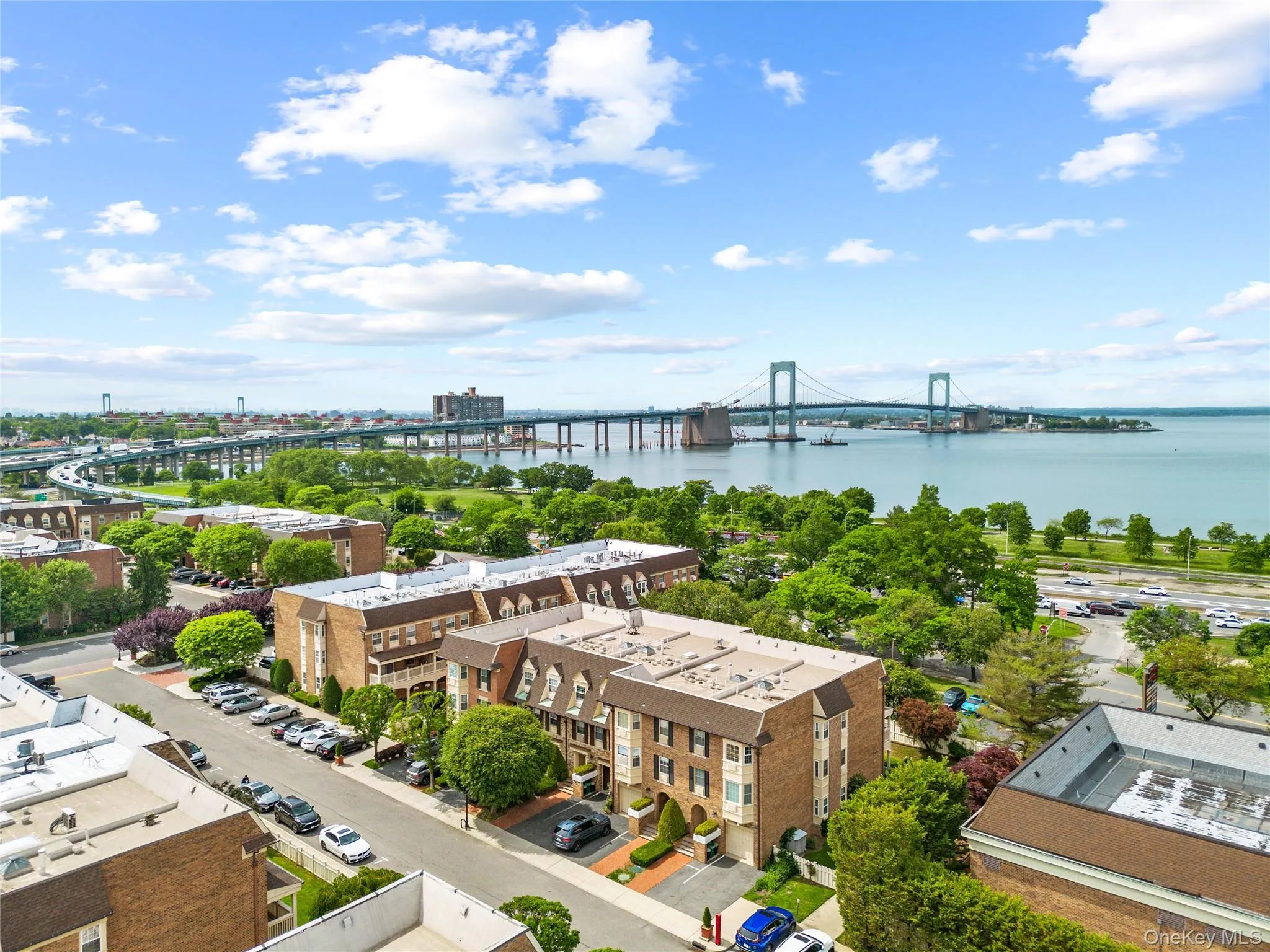207-23 Darren Drive, New York, NY, 2 Bedrooms Bedrooms, 7 Rooms Rooms,2 BathroomsBathrooms,Residential,For Rent,Darren,0,1007702 207-23 Darren Drive, New York, NY, 2 Bedrooms Bedrooms, 7 Rooms Rooms,2 BathroomsBathrooms,Residential,For Rent,Darren,0,1007702
