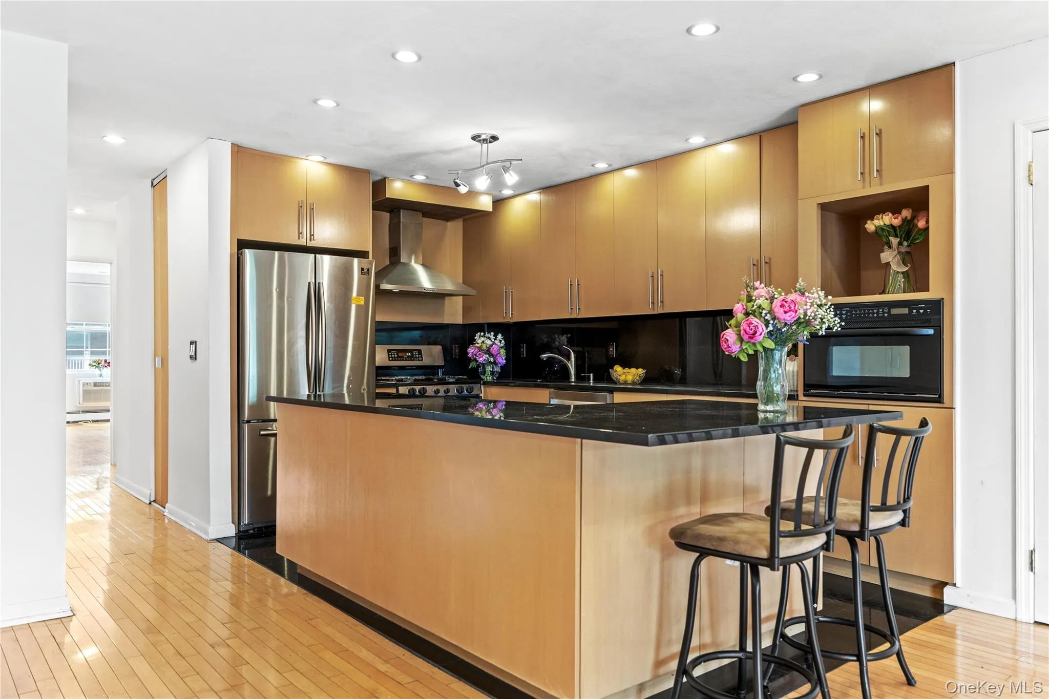 207-23 Darren Drive, New York, NY, 2 Bedrooms Bedrooms, 7 Rooms Rooms,2 BathroomsBathrooms,Residential,For Rent,Darren,0,1007702 207-23 Darren Drive, New York, NY, 2 Bedrooms Bedrooms, 7 Rooms Rooms,2 BathroomsBathrooms,Residential,For Rent,Darren,0,1007702