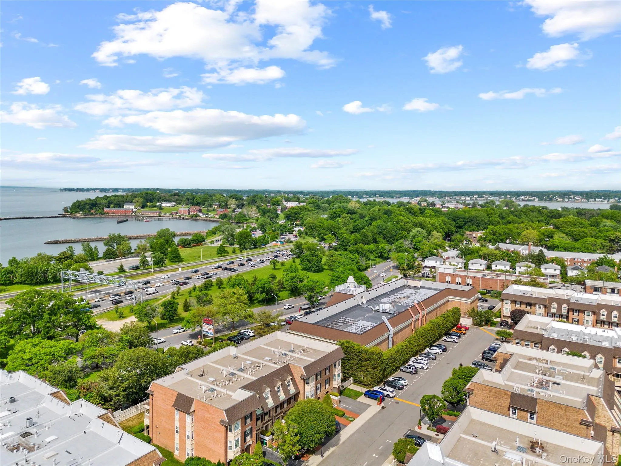 207-23 Darren Drive, New York, NY, 2 Bedrooms Bedrooms, 7 Rooms Rooms,2 BathroomsBathrooms,Residential,For Rent,Darren,0,1007702 207-23 Darren Drive, New York, NY, 2 Bedrooms Bedrooms, 7 Rooms Rooms,2 BathroomsBathrooms,Residential,For Rent,Darren,0,1007702