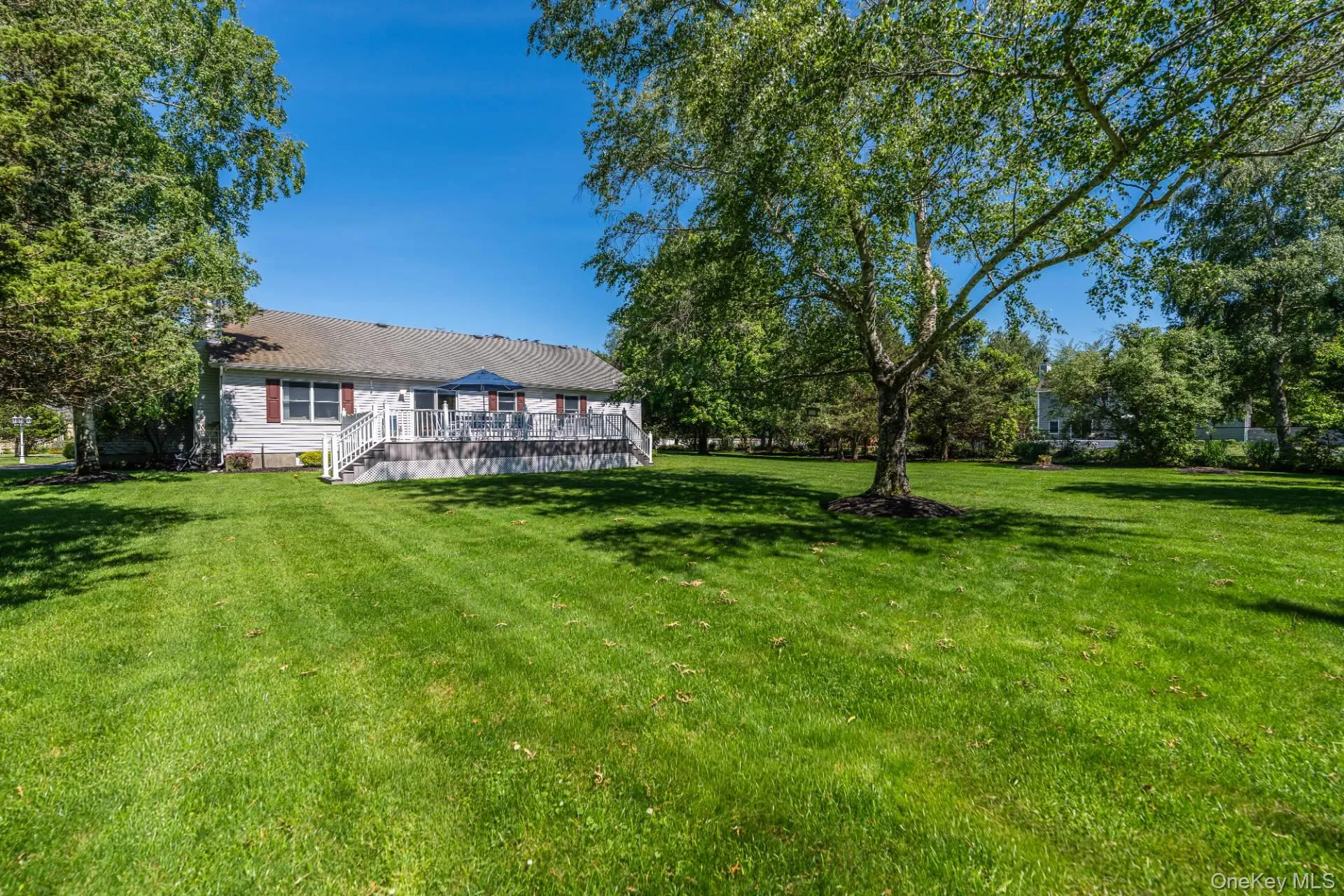 575 Willow Drive, East Marion 575 Willow Drive, East Marion