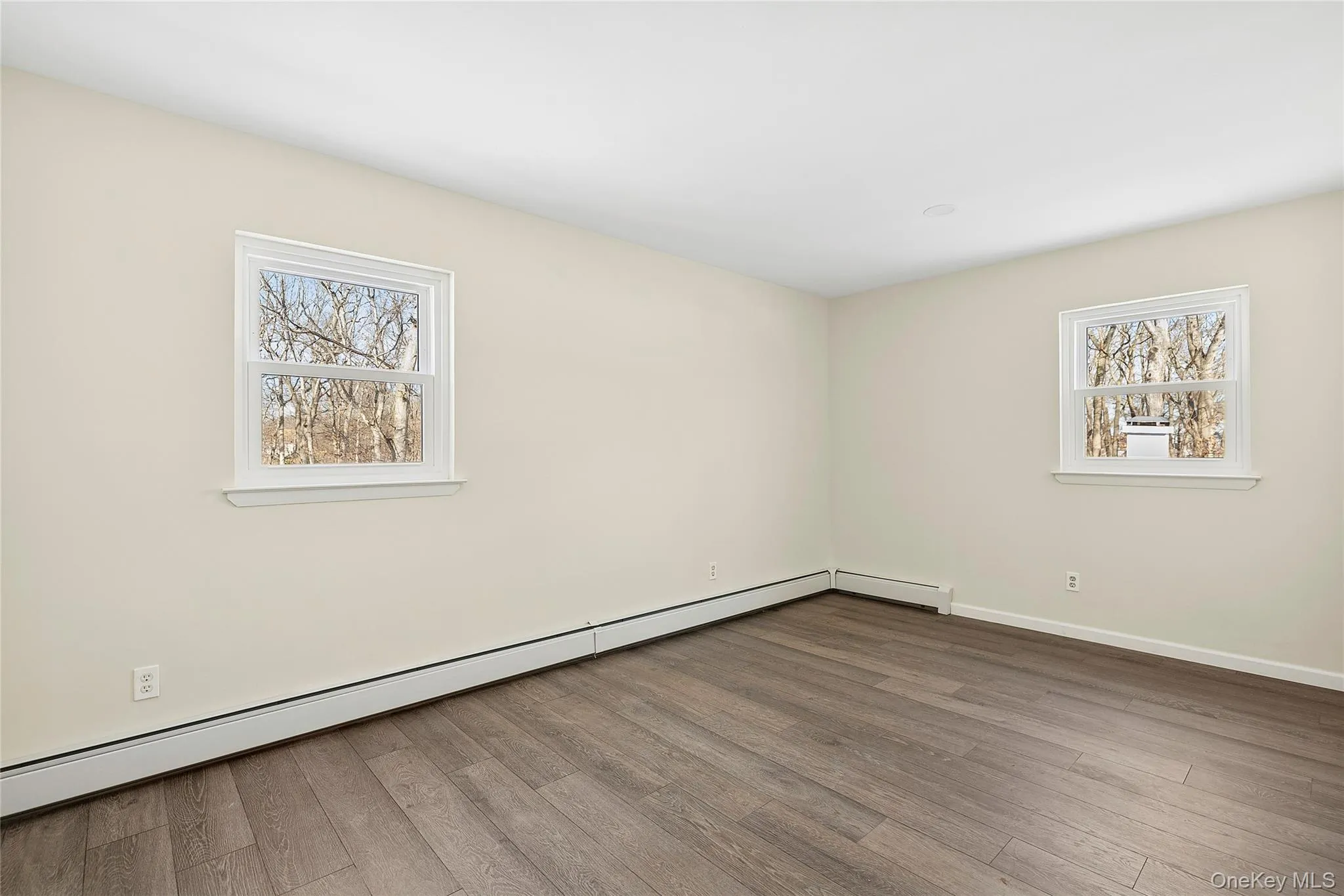 17 Montclair Street, Brookhaven, NY, 4 Bedrooms Bedrooms, 8 Rooms Rooms,2 BathroomsBathrooms,Residential,For Rent,Montclair,0,1007705 17 Montclair Street, Brookhaven, NY, 4 Bedrooms Bedrooms, 8 Rooms Rooms,2 BathroomsBathrooms,Residential,For Rent,Montclair,0,1007705