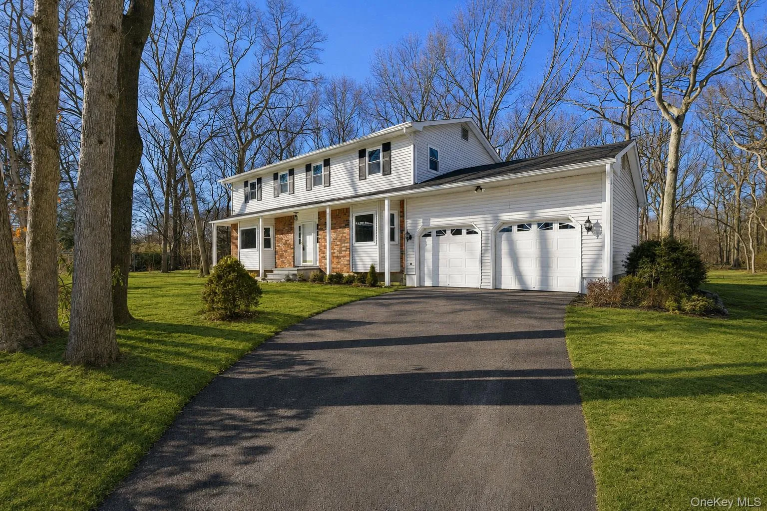 17 Montclair Street, Brookhaven, NY, 4 Bedrooms Bedrooms, 8 Rooms Rooms,2 BathroomsBathrooms,Residential,For Rent,Montclair,0,1007705 17 Montclair Street, Brookhaven, NY, 4 Bedrooms Bedrooms, 8 Rooms Rooms,2 BathroomsBathrooms,Residential,For Rent,Montclair,0,1007705